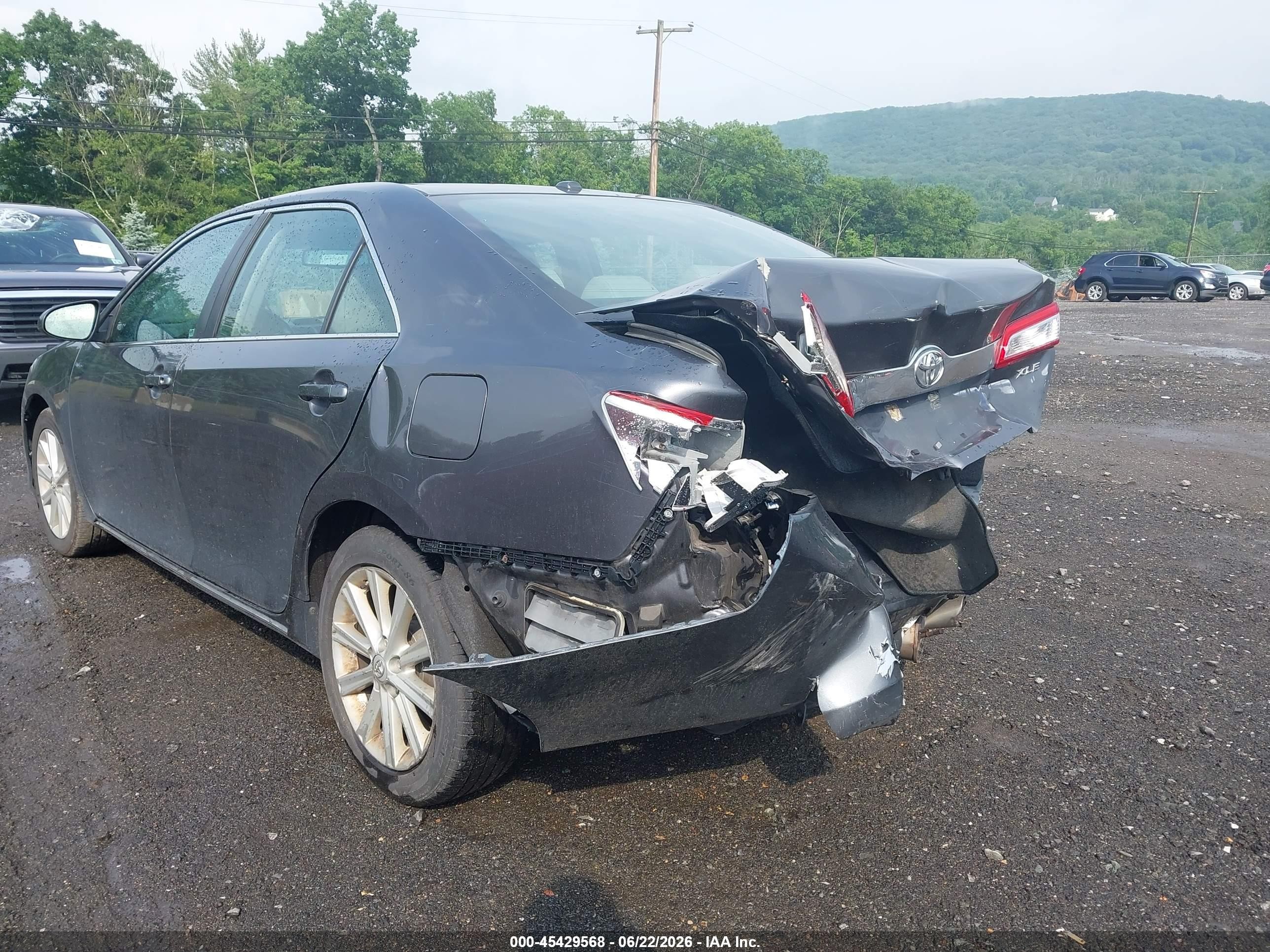2013 Toyota Camry Xle Gray vin: 4T4BF1FK3DR321925