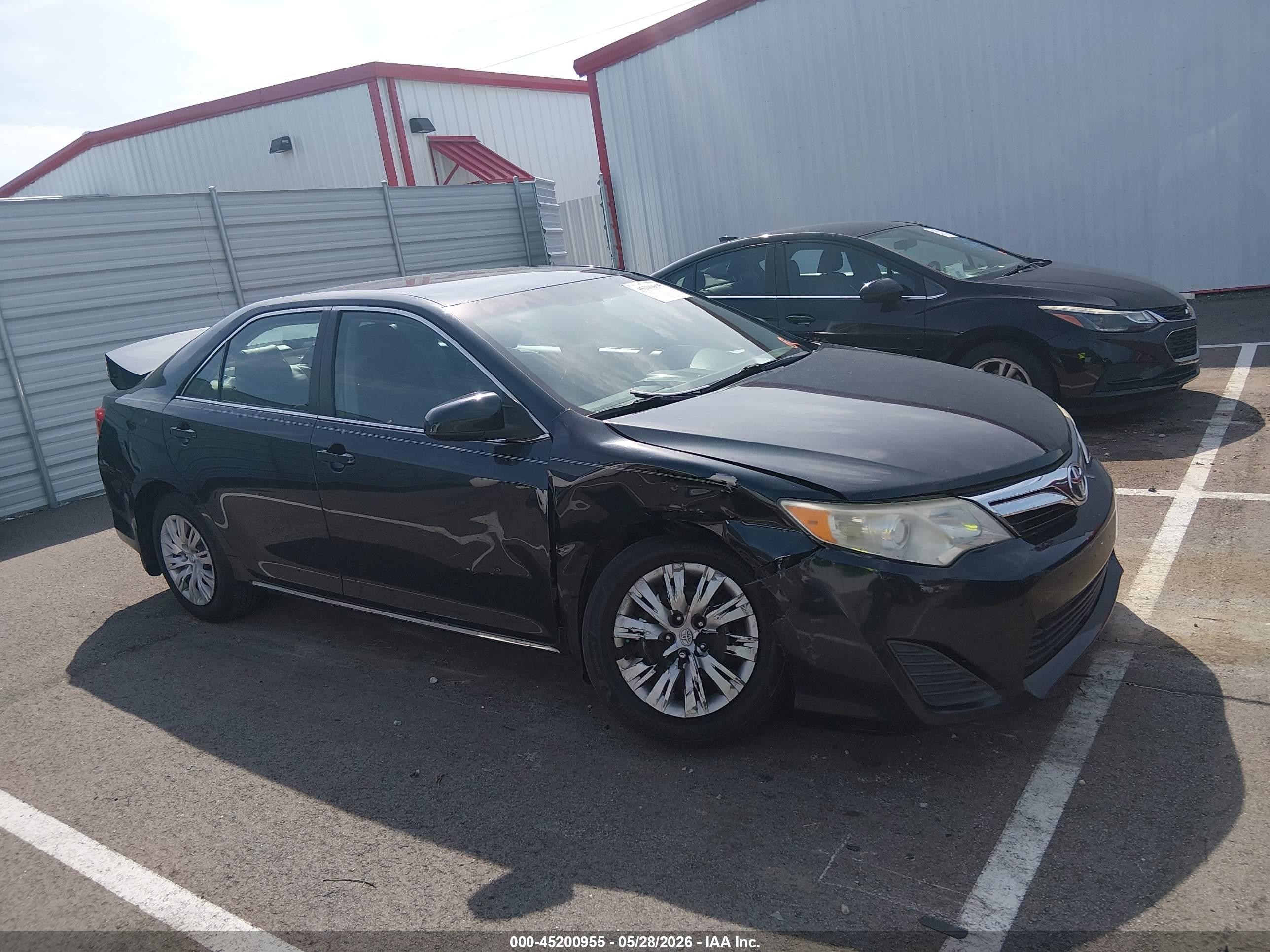 2013 Toyota Camry Le Синий vin: 4T4BF1FK3DR327465