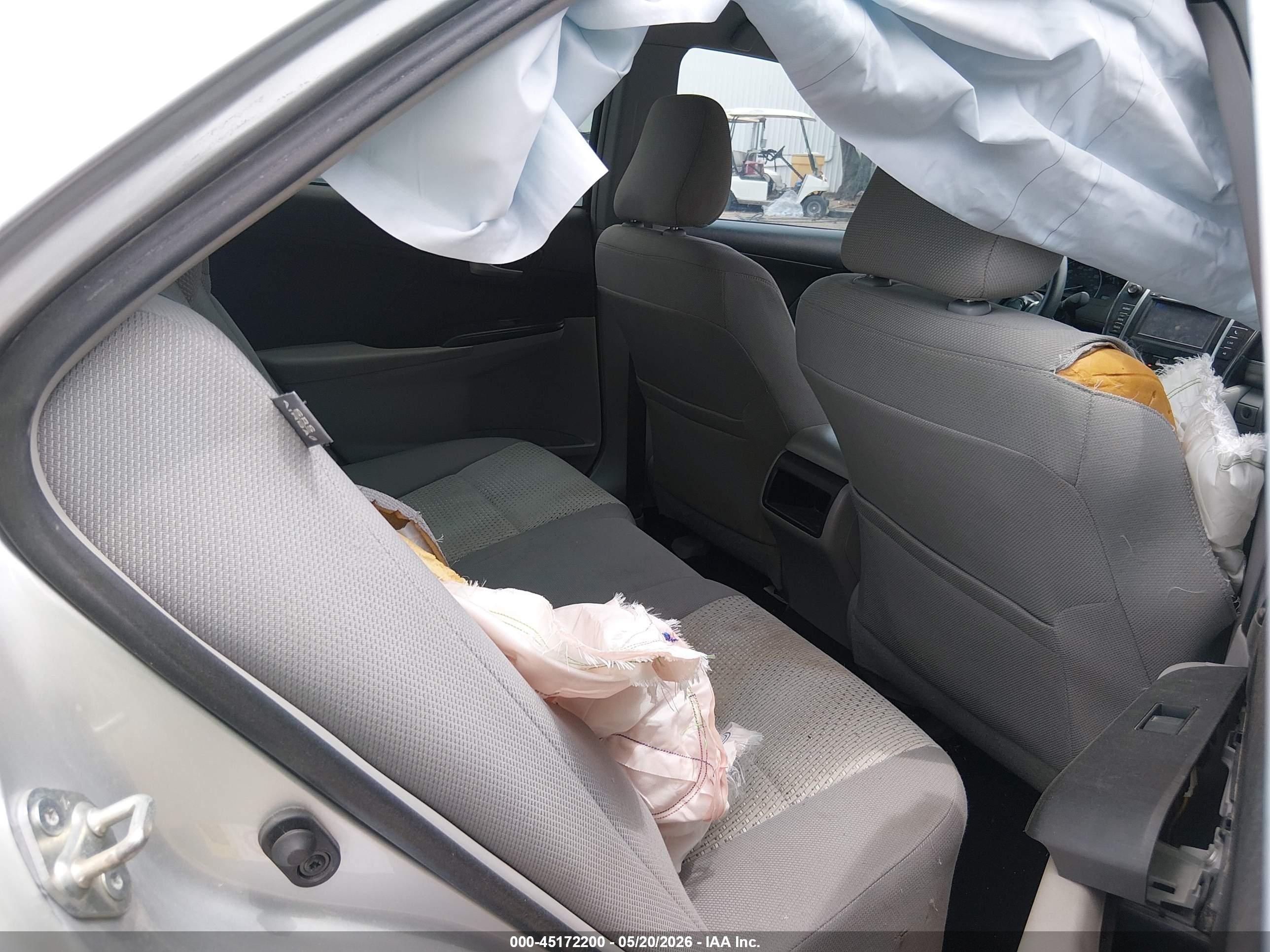 2013 Toyota Camry Le Silver vin: 4T4BF1FK3DR332813