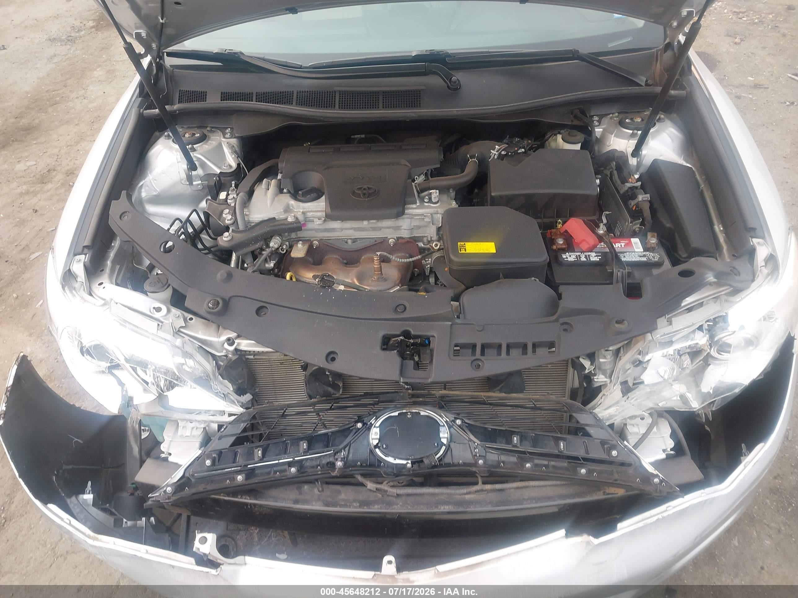 2014 Toyota Camry Xle Silver vin: 4T4BF1FK3ER338323