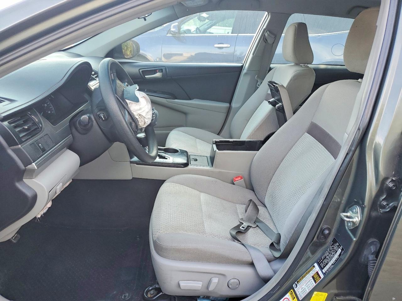 2014 Toyota Camry Le Gray vin: 4T4BF1FK3ER350844