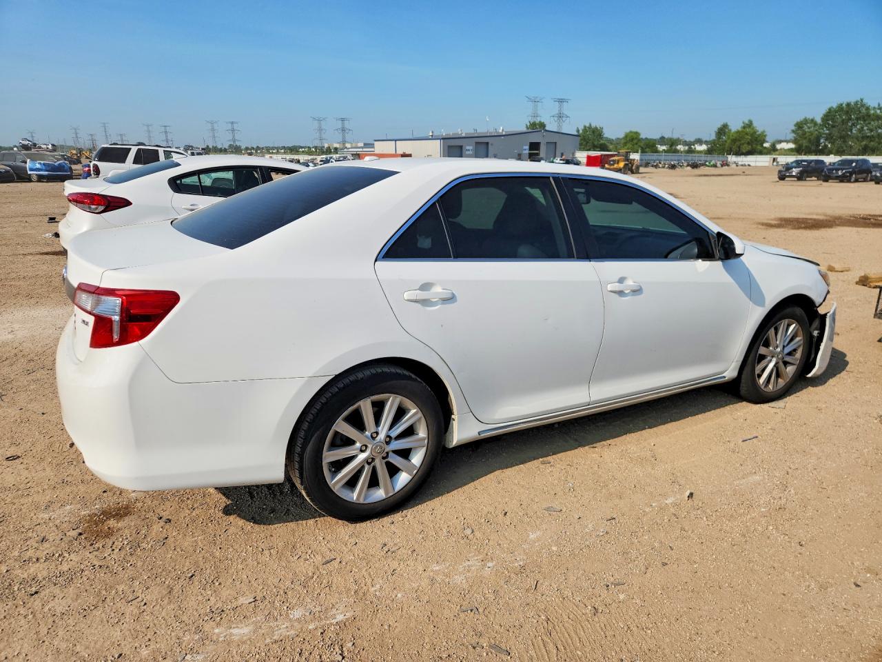 2014 Toyota Camry Xle Белый vin: 4T4BF1FK3ER355056