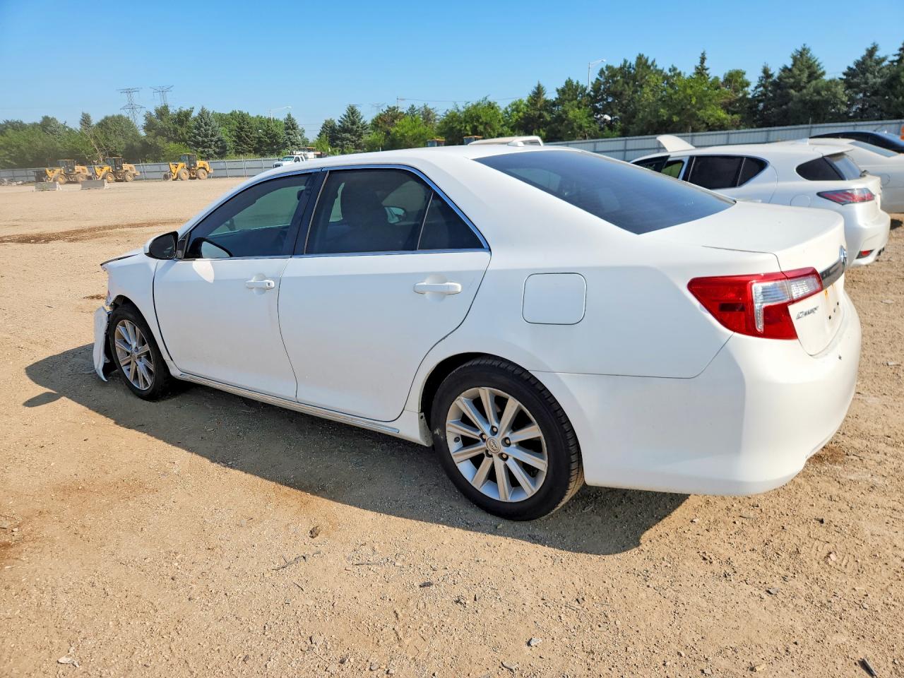 2014 Toyota Camry Xle Белый vin: 4T4BF1FK3ER355056
