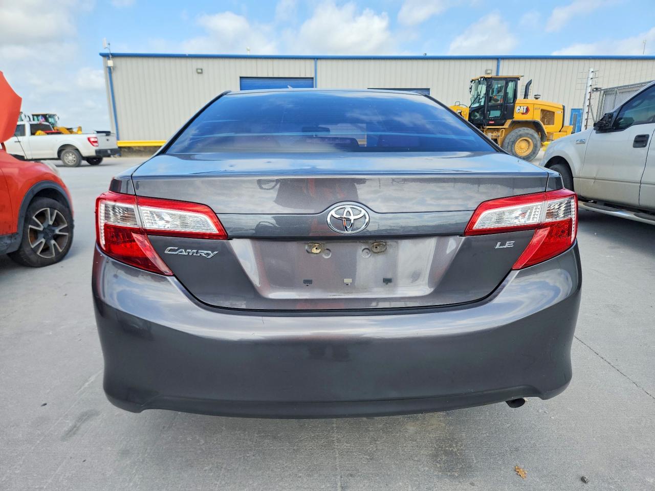 2014 Toyota Camry Le Gray vin: 4T4BF1FK3ER368924