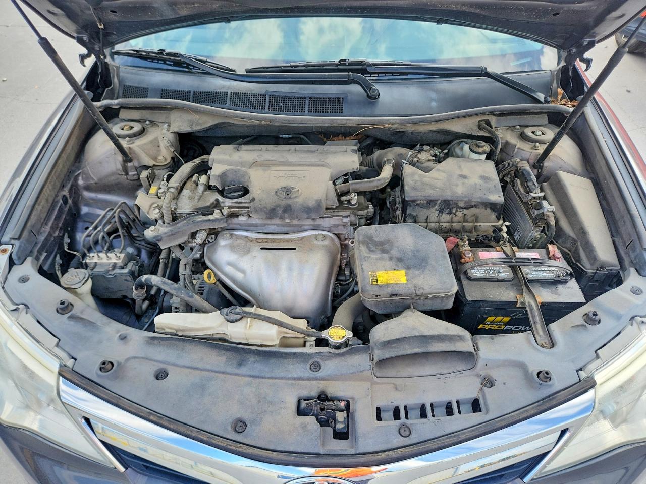 2014 Toyota Camry Le Gray vin: 4T4BF1FK3ER368924