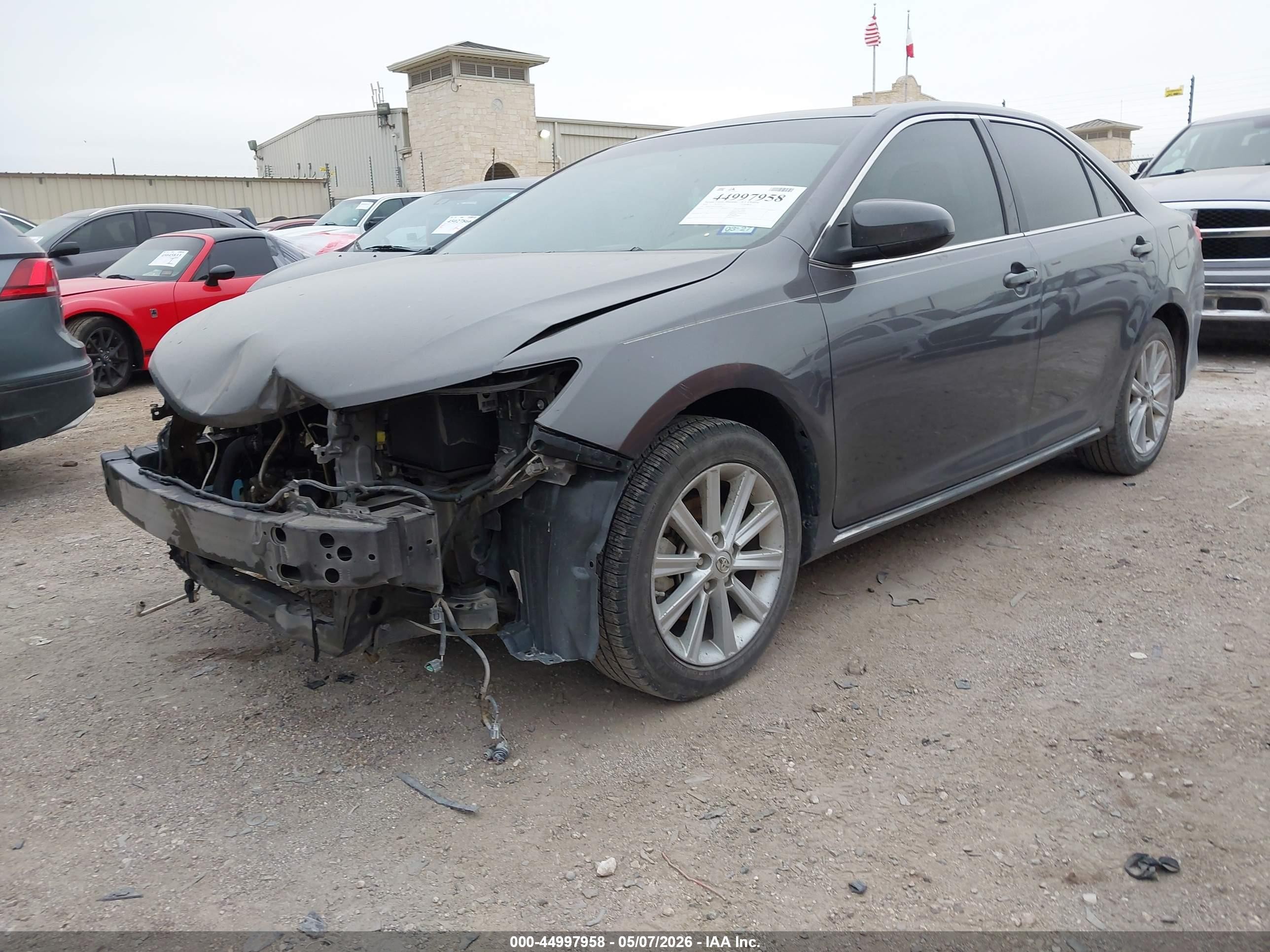 2014 Toyota Camry Xle Gray vin: 4T4BF1FK3ER378482