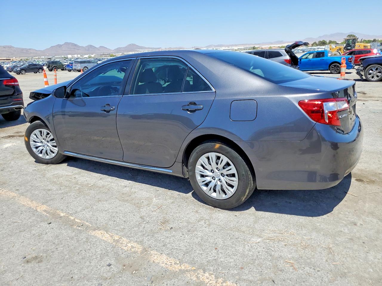 2014 Toyota Camry Le Gray vin: 4T4BF1FK3ER379261