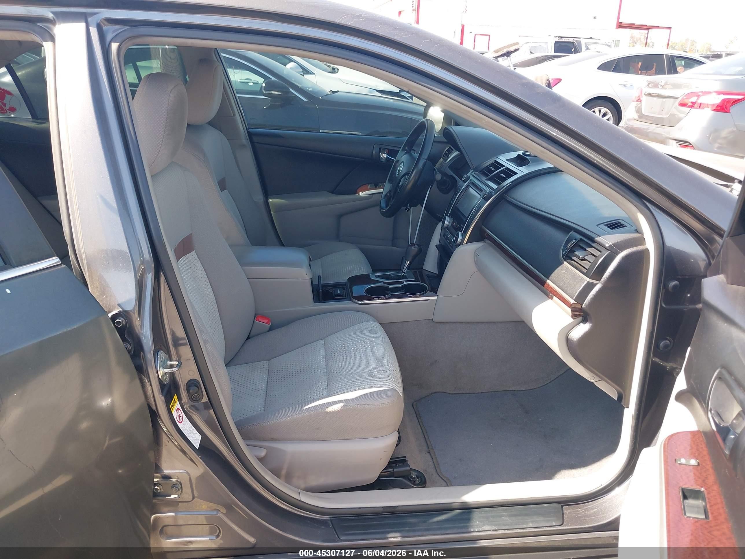 2014 Toyota Camry Xle Gray vin: 4T4BF1FK3ER384895