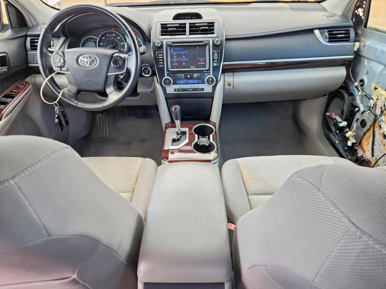 2014 Toyota Camry Xle Silver vin: 4T4BF1FK3ER387442
