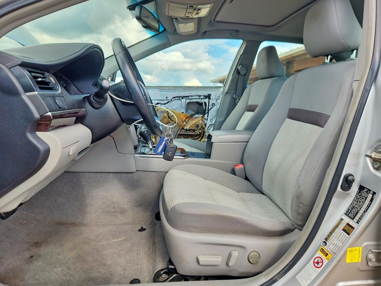 2014 Toyota Camry Xle Silver vin: 4T4BF1FK3ER387442