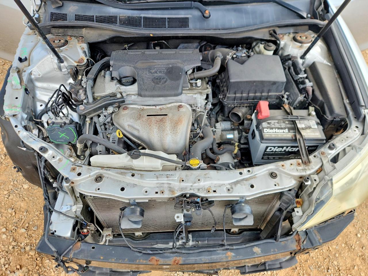 2014 Toyota Camry Xle Silver vin: 4T4BF1FK3ER387442