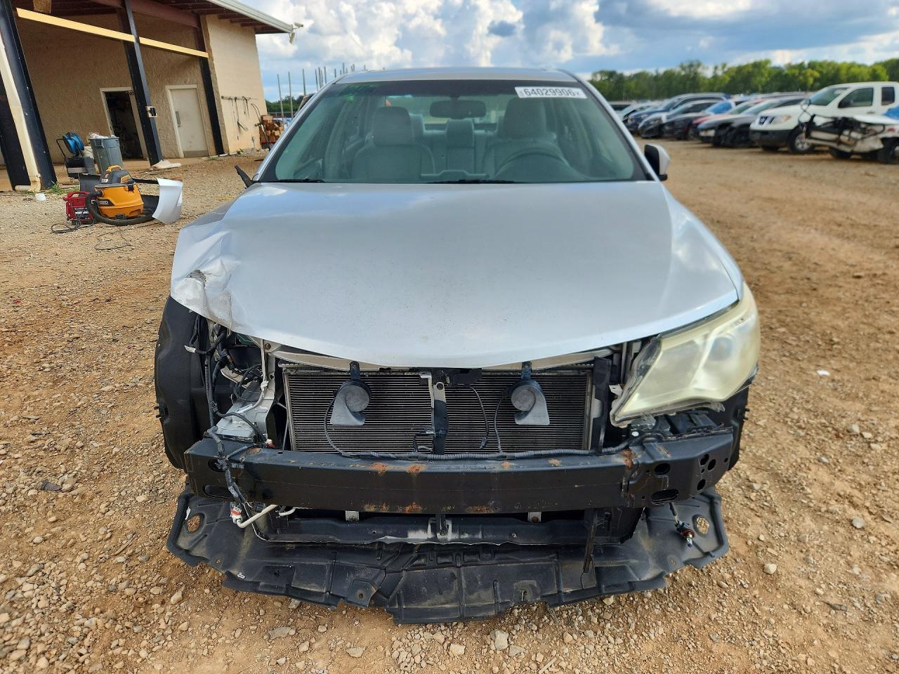 2014 Toyota Camry Xle Silver vin: 4T4BF1FK3ER387442