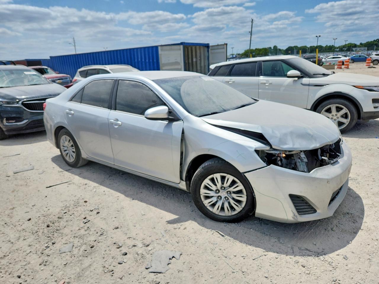 2014 Toyota Camry Le Silver vin: 4T4BF1FK3ER387635