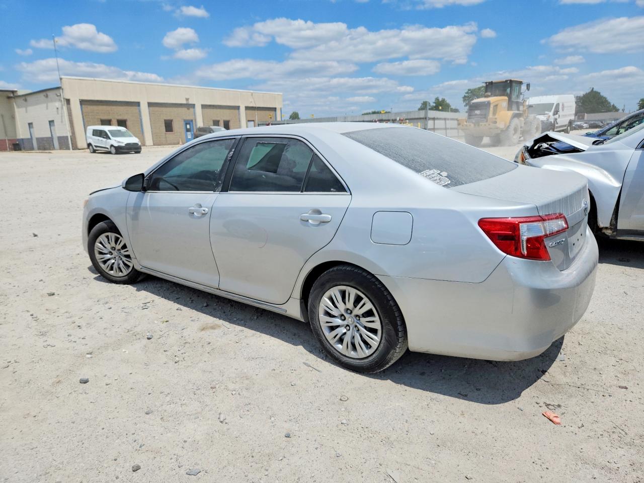 2014 Toyota Camry Le Silver vin: 4T4BF1FK3ER387635