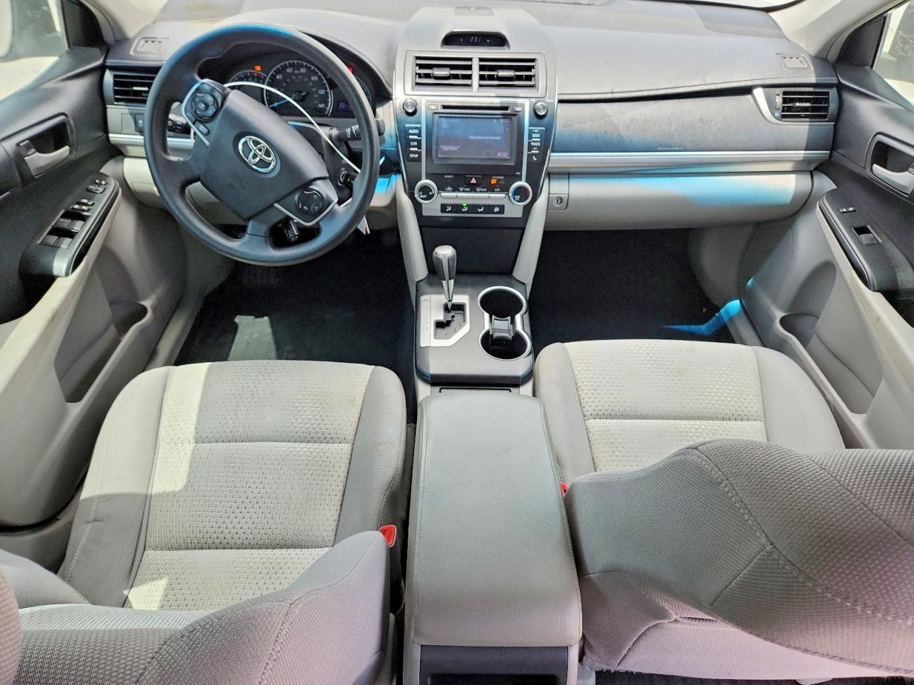 2014 Toyota Camry Le Silver vin: 4T4BF1FK3ER387635