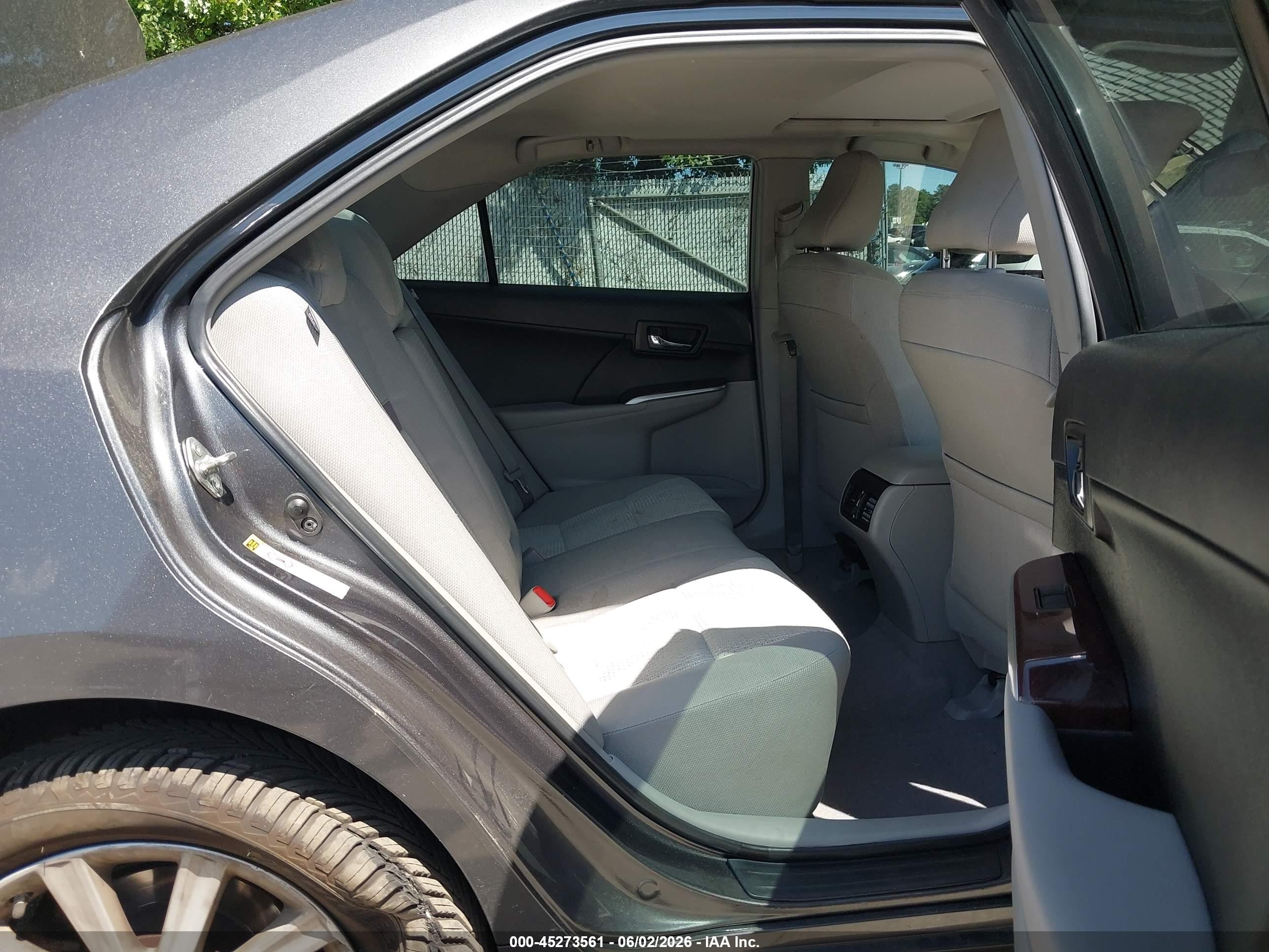 2014 Toyota Camry Xle Gray vin: 4T4BF1FK3ER400254