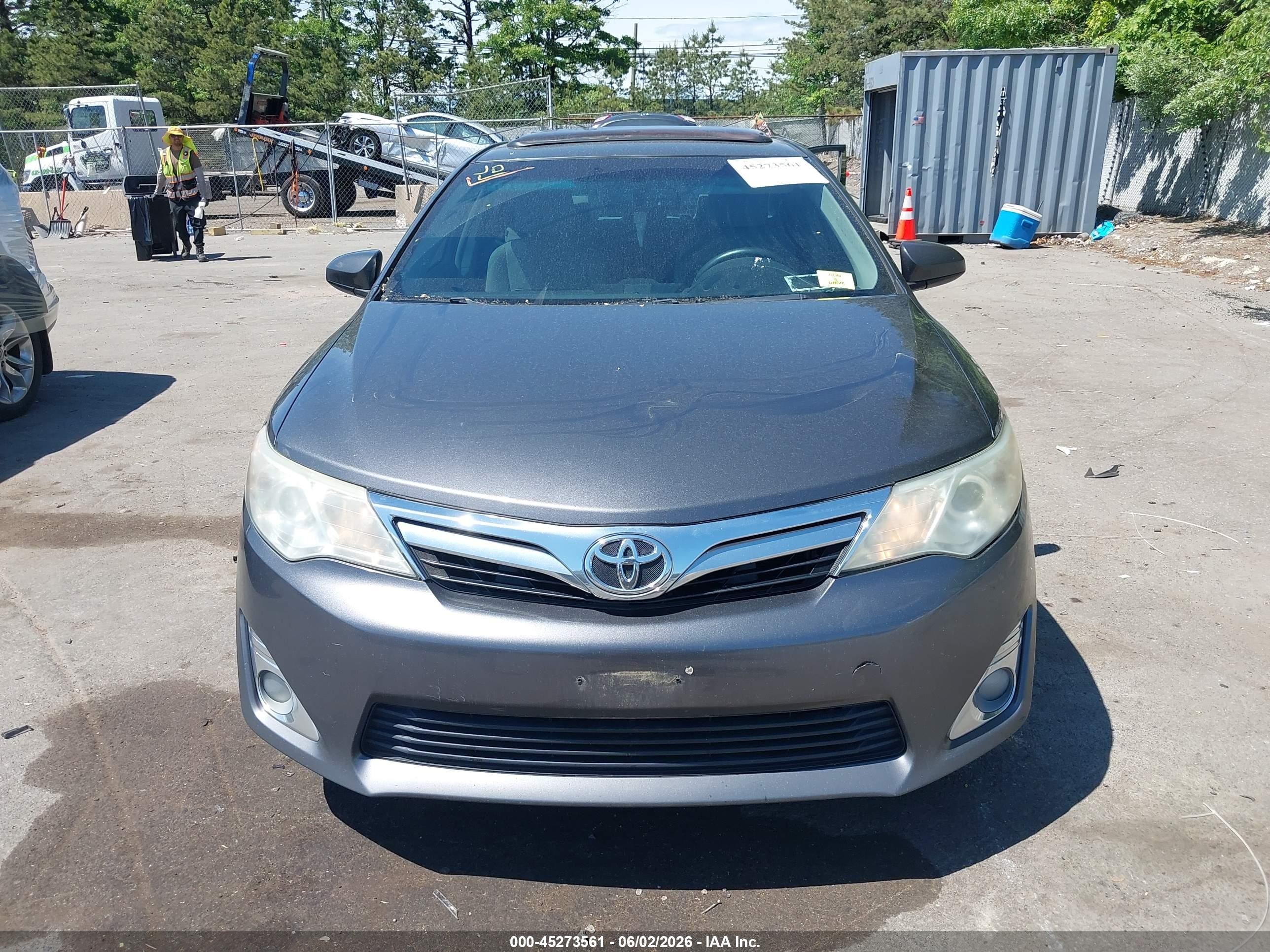 2014 Toyota Camry Xle Gray vin: 4T4BF1FK3ER400254