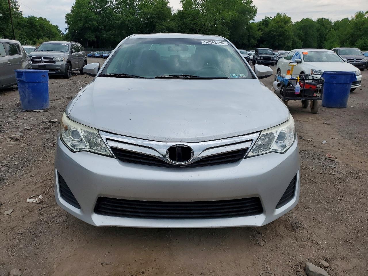 2014 Toyota Camry Le Silver vin: 4T4BF1FK3ER404885