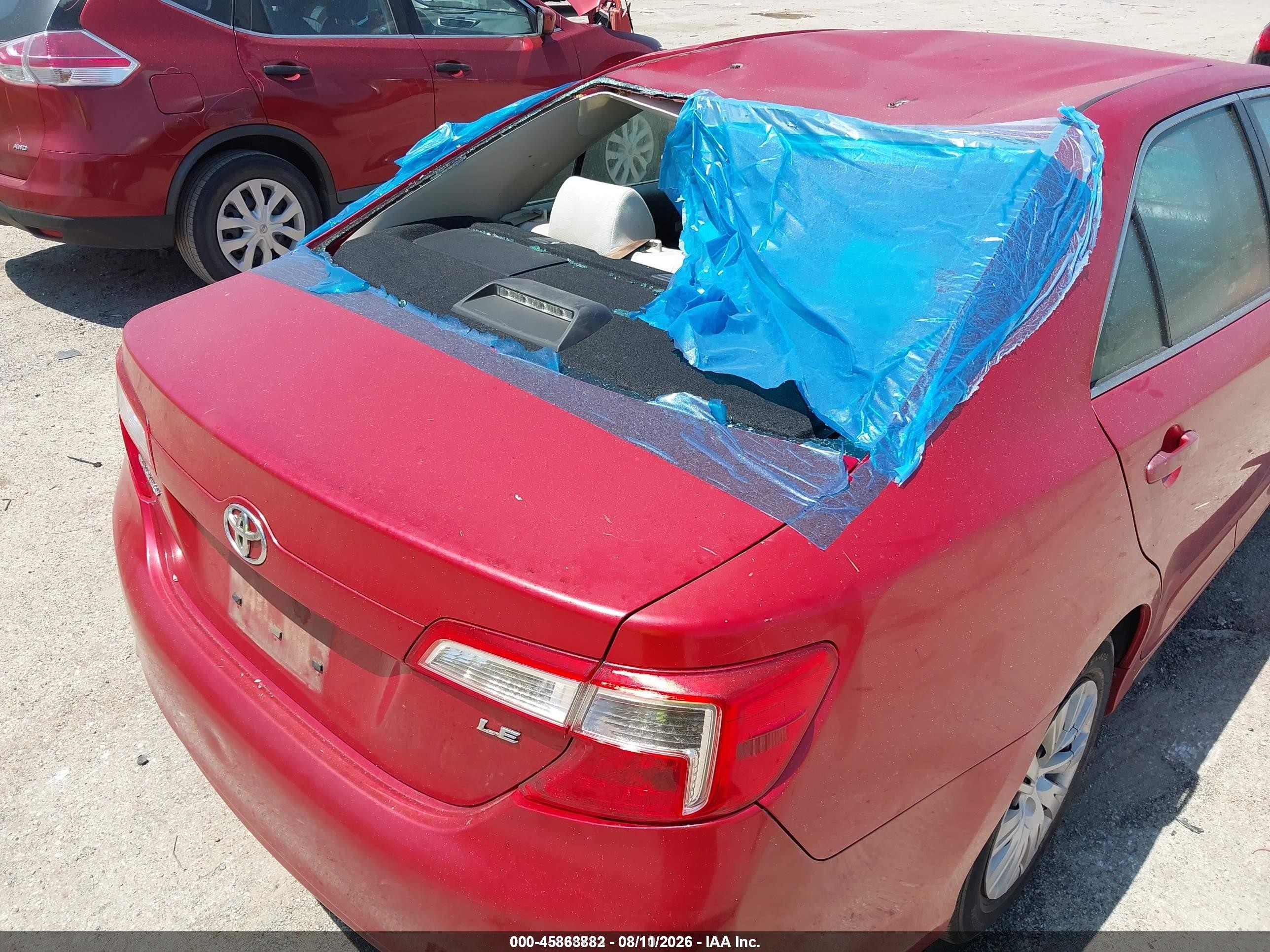 2014 Toyota Camry Le Red vin: 4T4BF1FK3ER407091