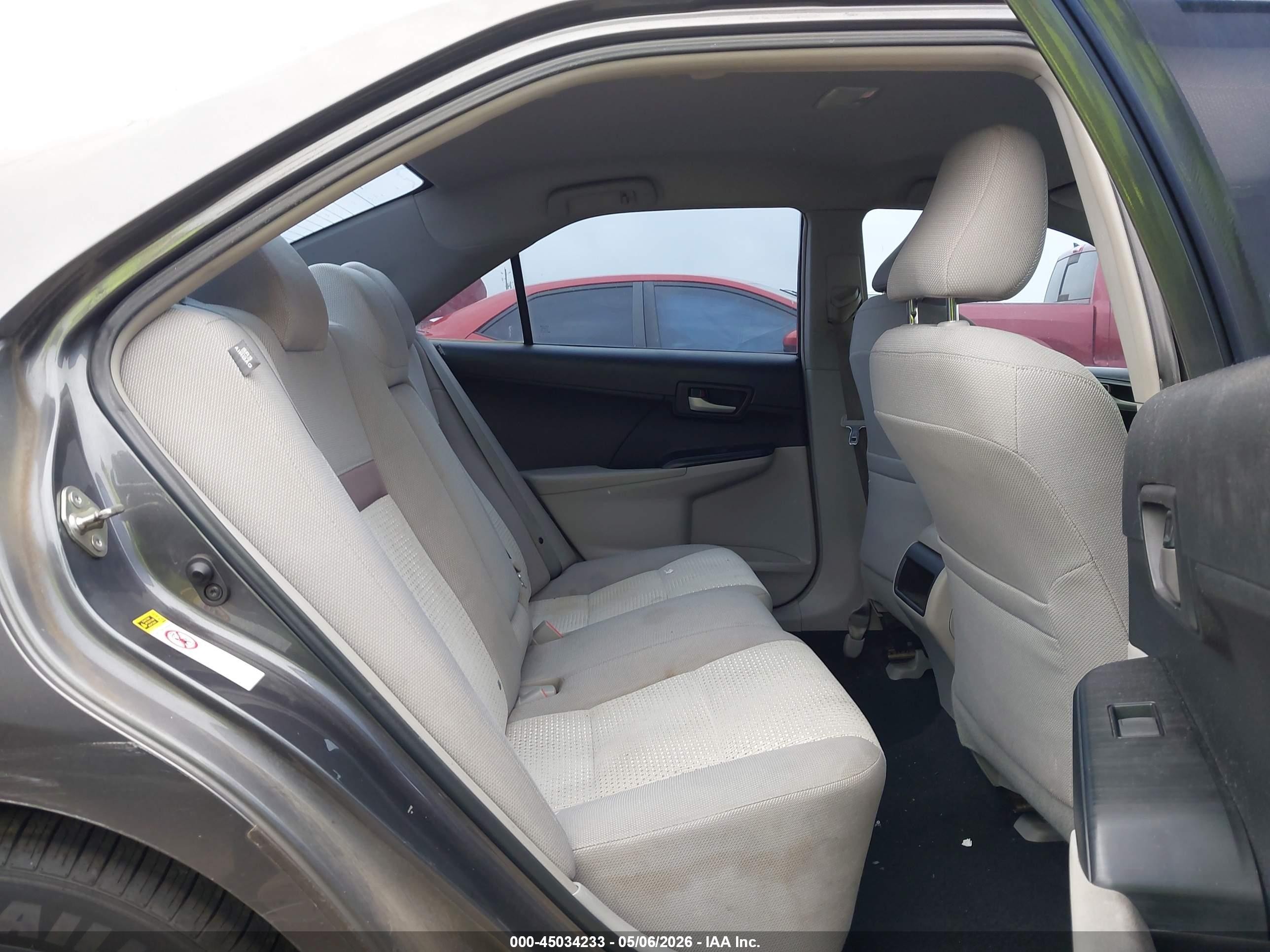 2014 Toyota Camry Le Gray vin: 4T4BF1FK3ER407642