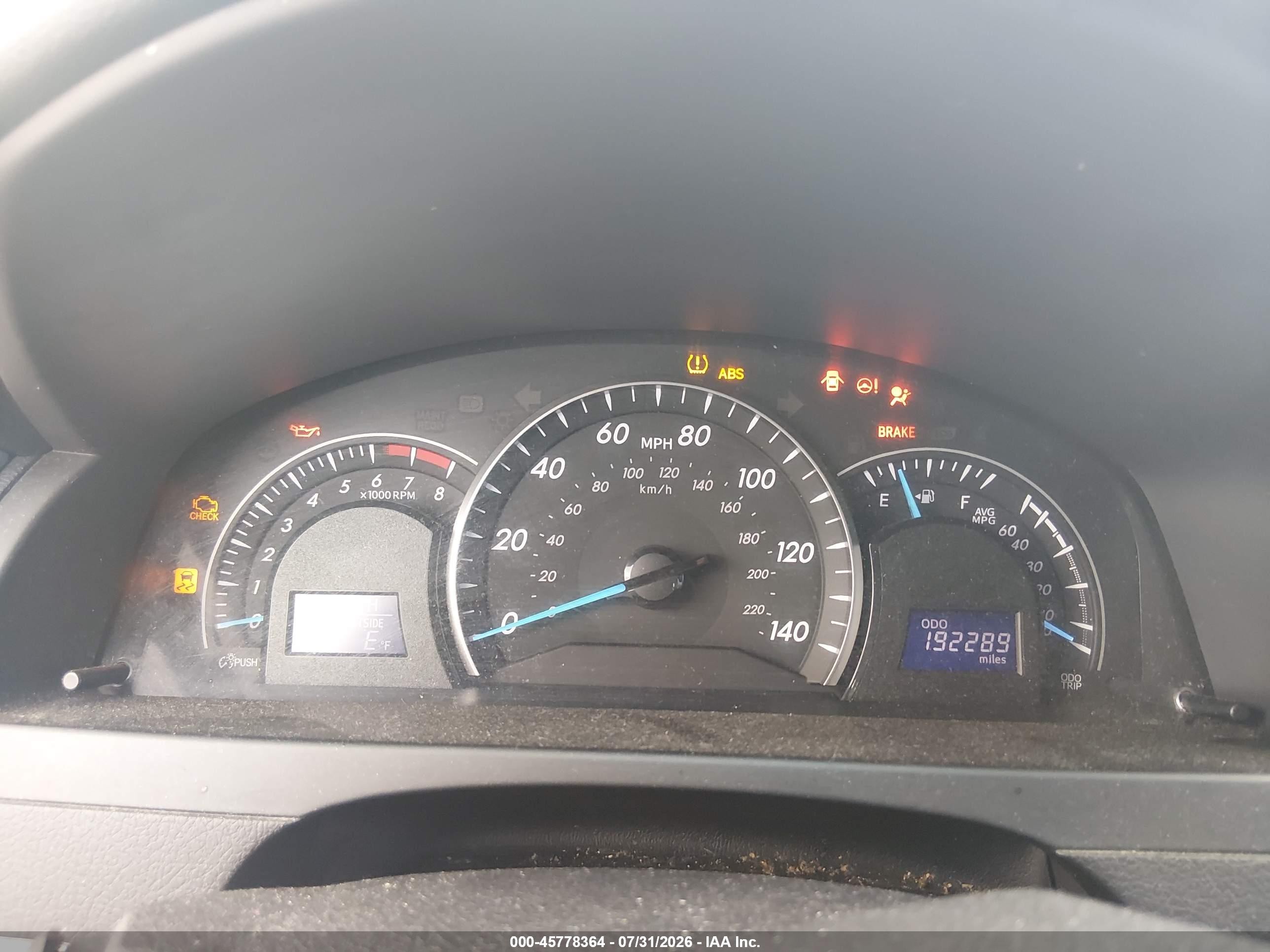 2014 Toyota Camry Le Белый vin: 4T4BF1FK3ER410377