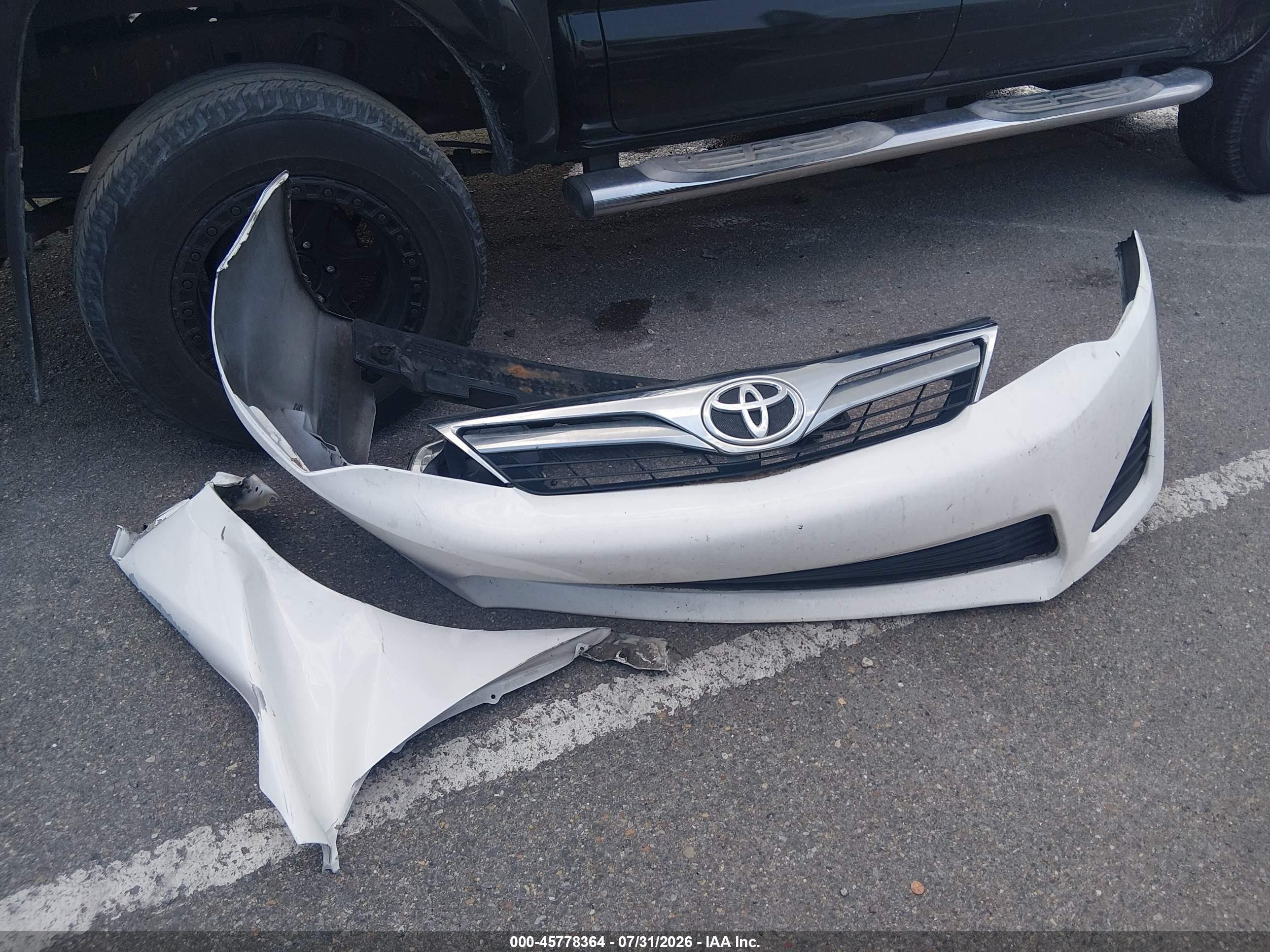 2014 Toyota Camry Le Белый vin: 4T4BF1FK3ER410377