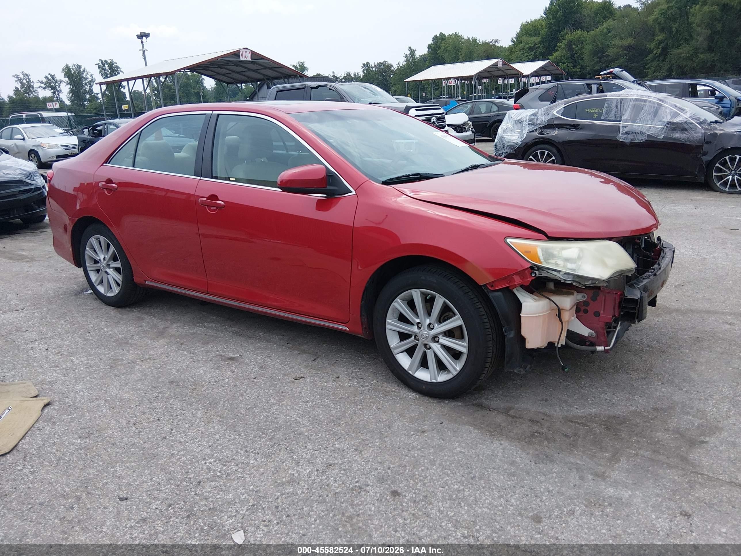 2014 Toyota Camry Xle Красный vin: 4T4BF1FK3ER420049