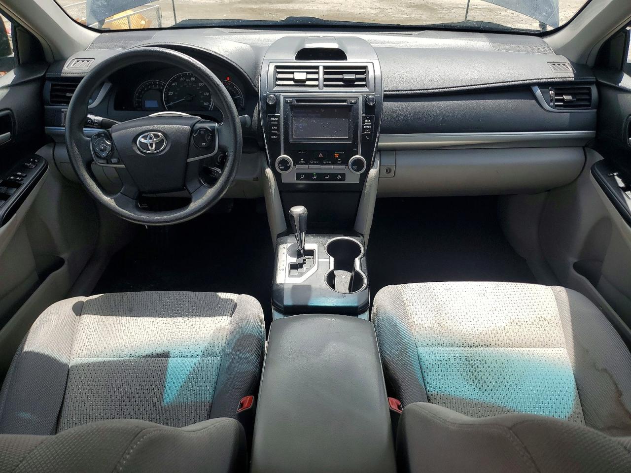 2014 Toyota Camry Le Gray vin: 4T4BF1FK3ER425767