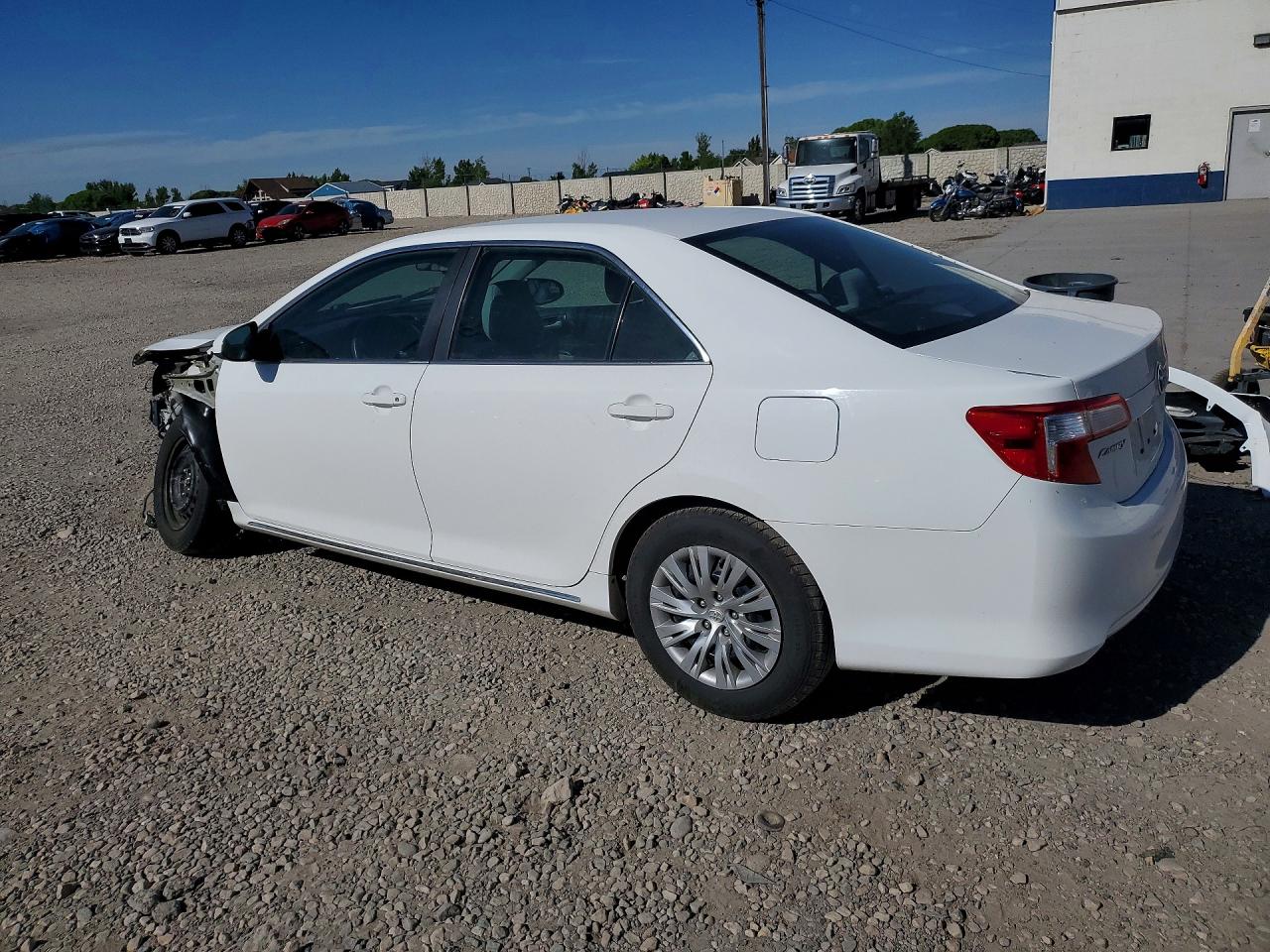 2014 Toyota Camry Le Белый vin: 4T4BF1FK3ER426126