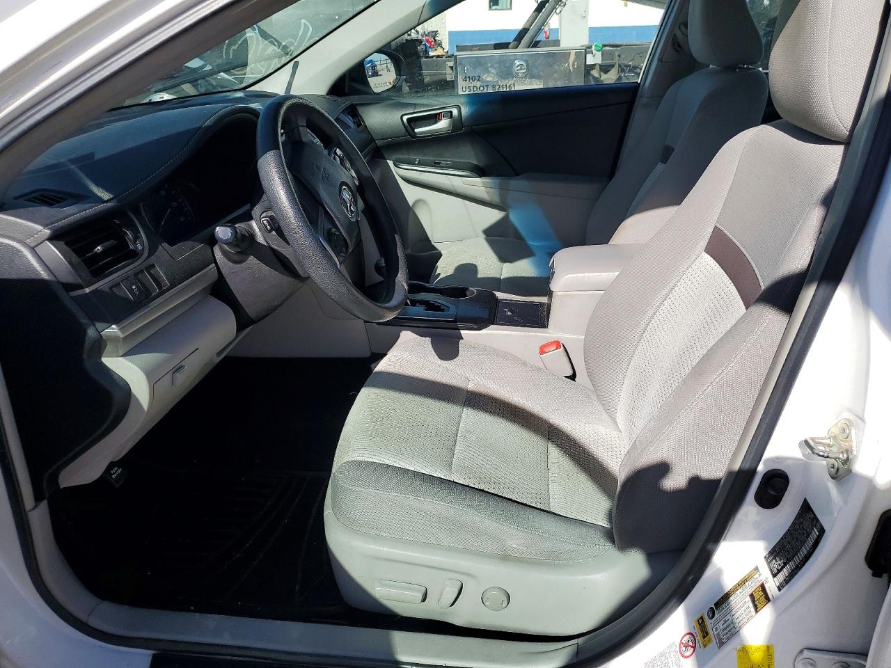 2014 Toyota Camry Le Белый vin: 4T4BF1FK3ER426126