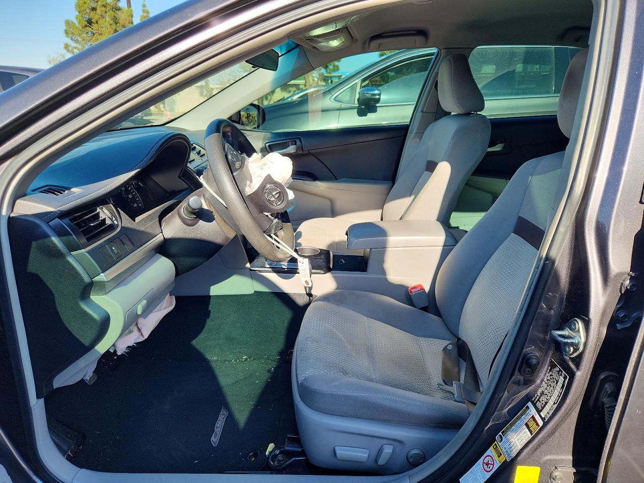 2014 Toyota Camry Le Gray vin: 4T4BF1FK3ER430581