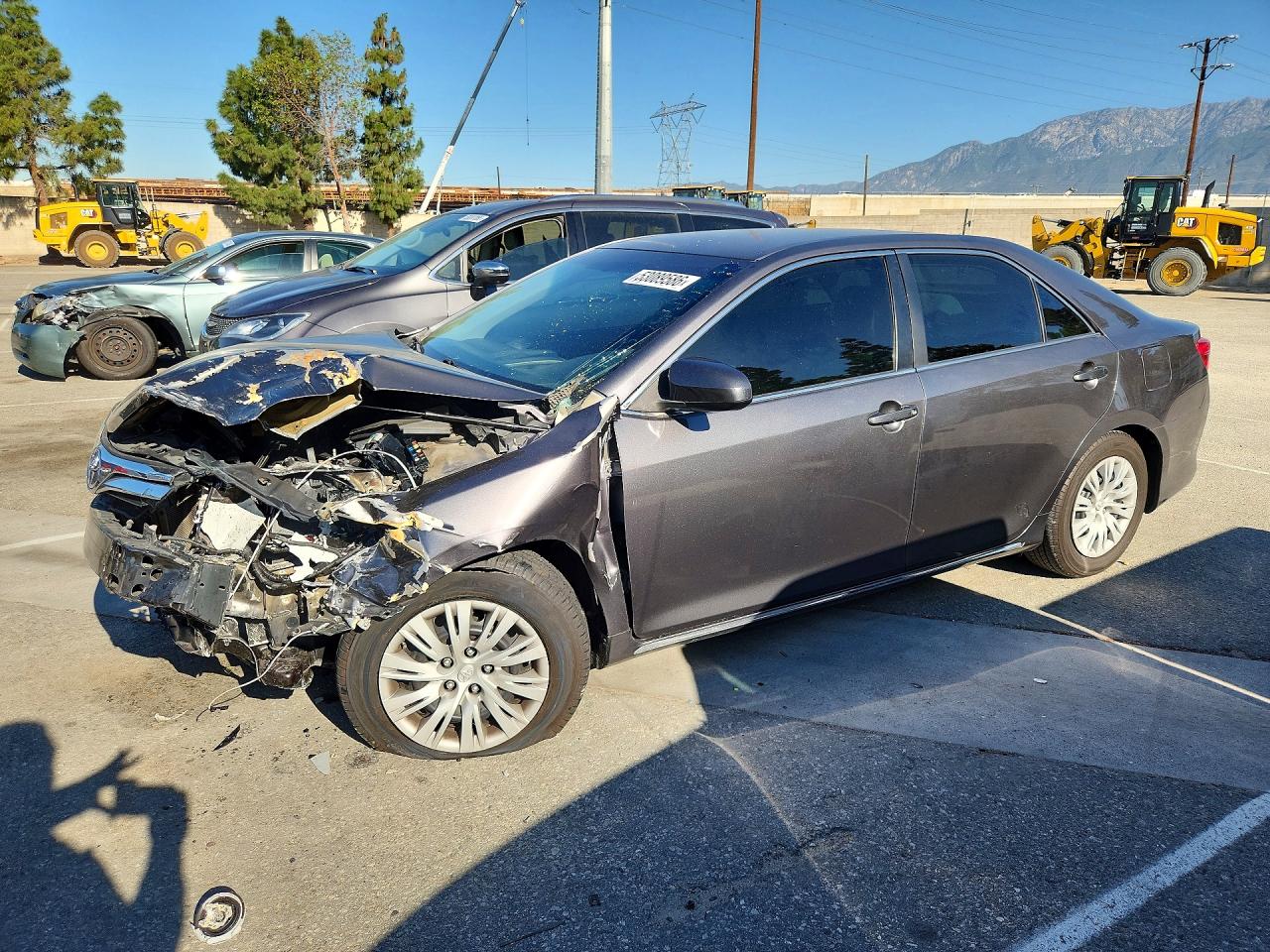 2014 Toyota Camry Le Gray vin: 4T4BF1FK3ER430581