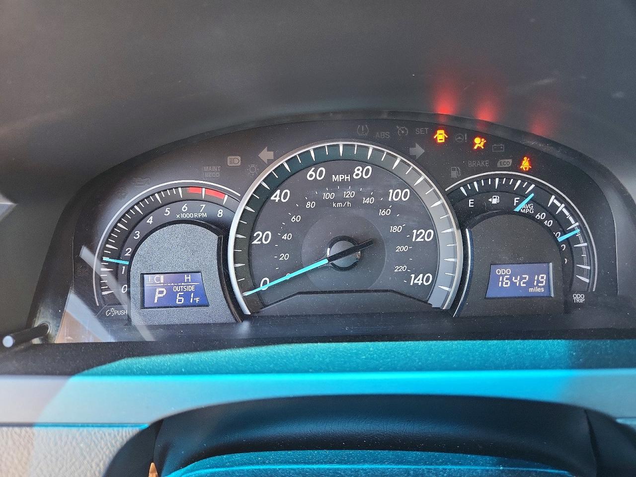 2014 Toyota Camry Le Красный vin: 4T4BF1FK3ER441712