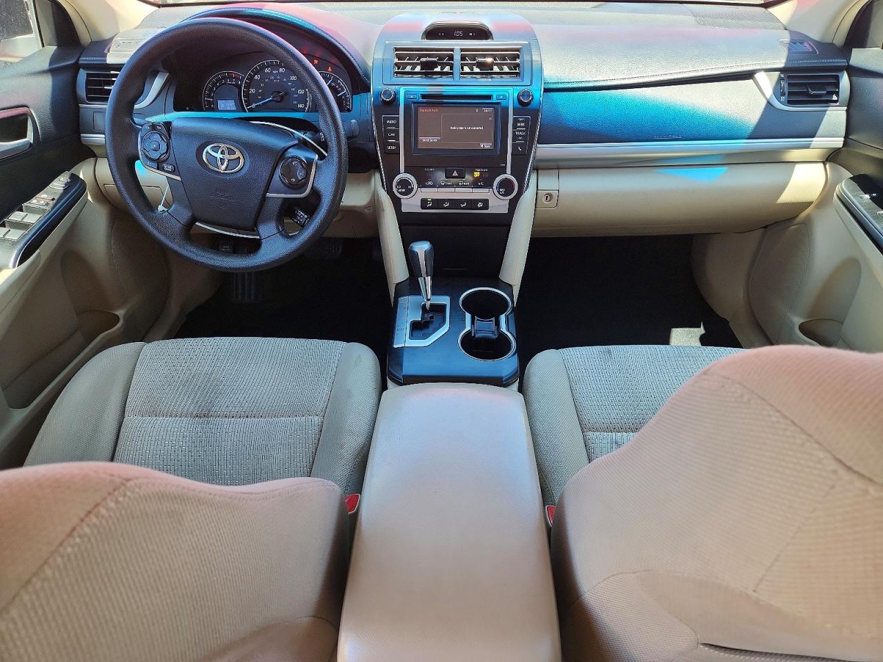 2014 Toyota Camry Le Красный vin: 4T4BF1FK3ER441712