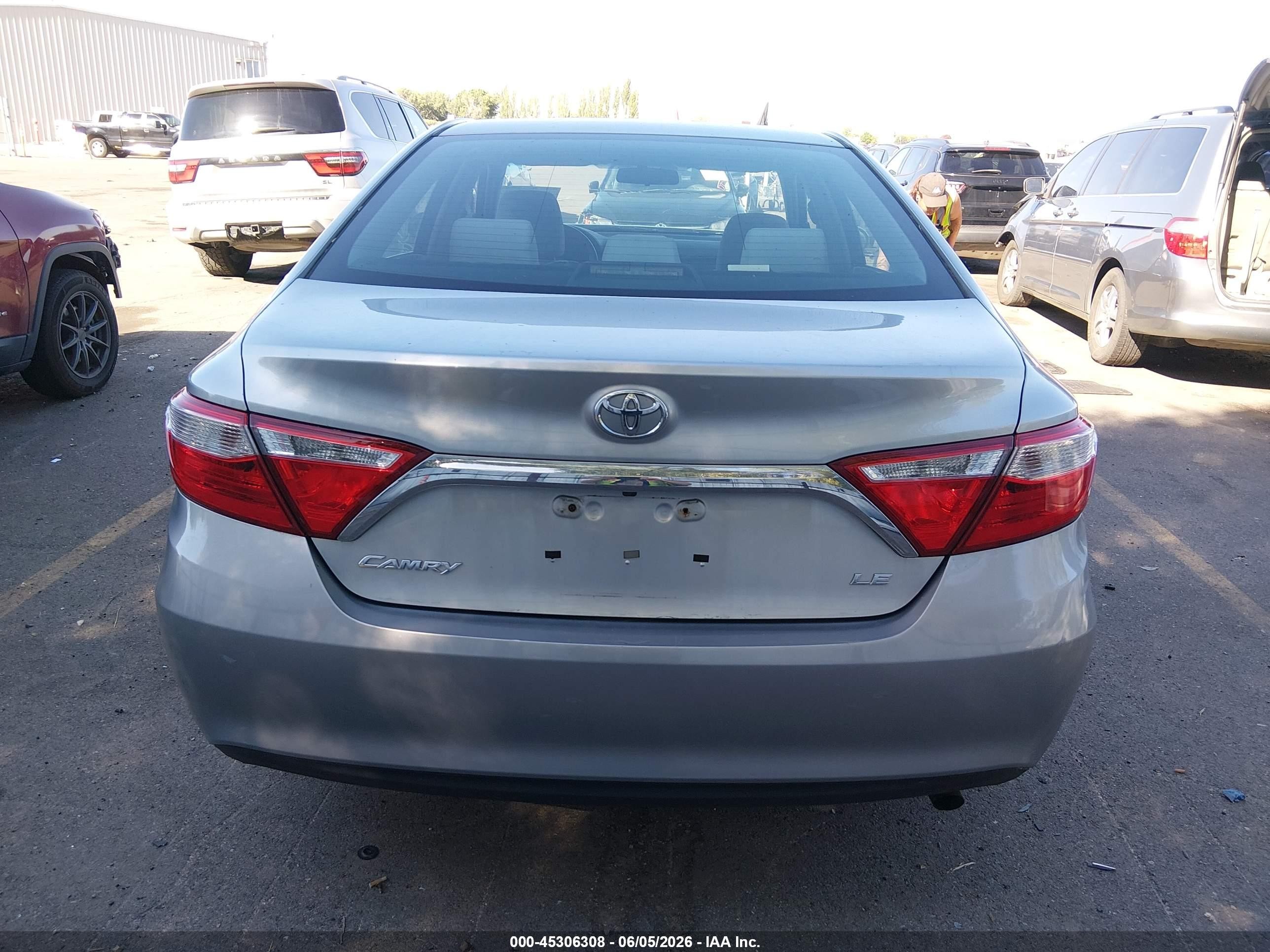 2015 Toyota Camry Le Silver vin: 4T4BF1FK3FR446829