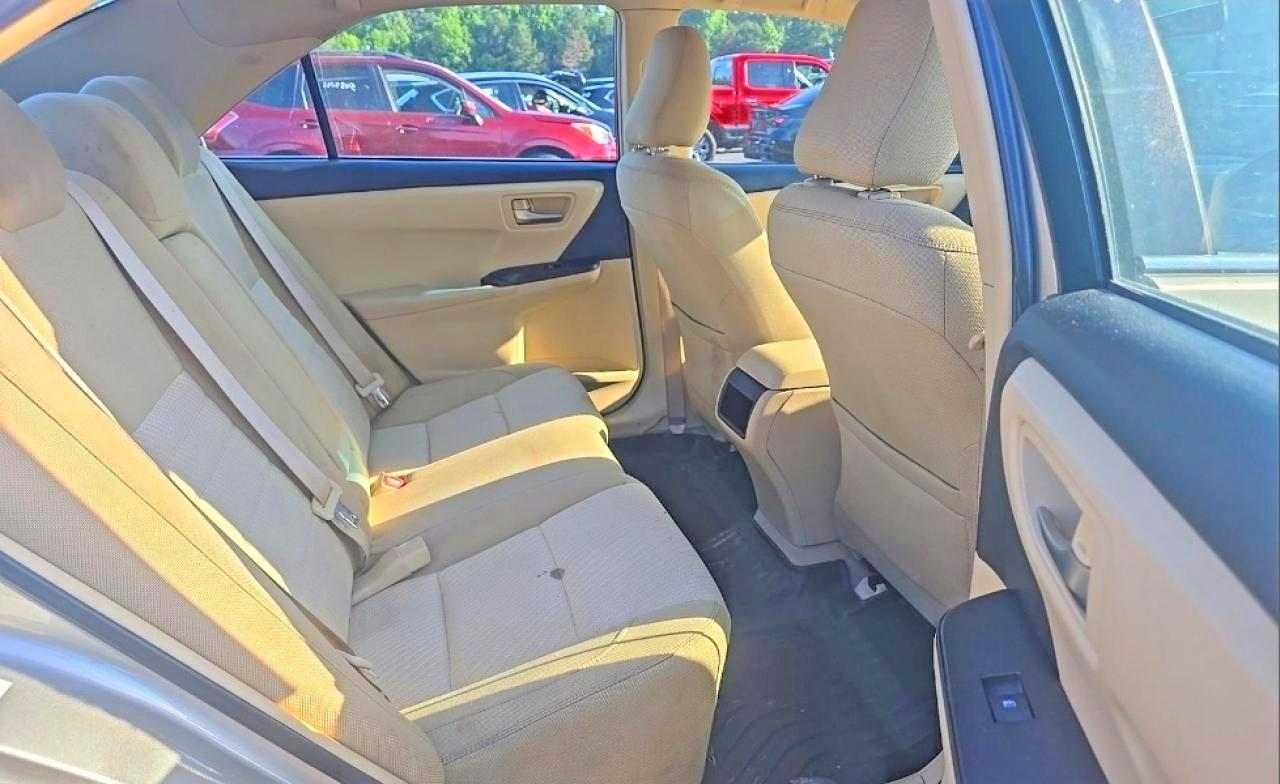 2015 Toyota Camry Le Gold vin: 4T4BF1FK3FR460102