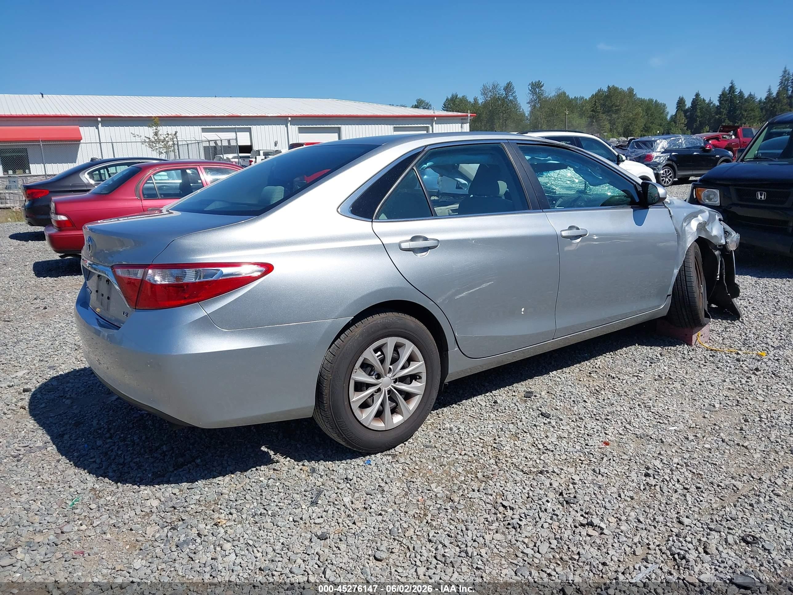 2015 Toyota Camry Le Silver vin: 4T4BF1FK3FR473903
