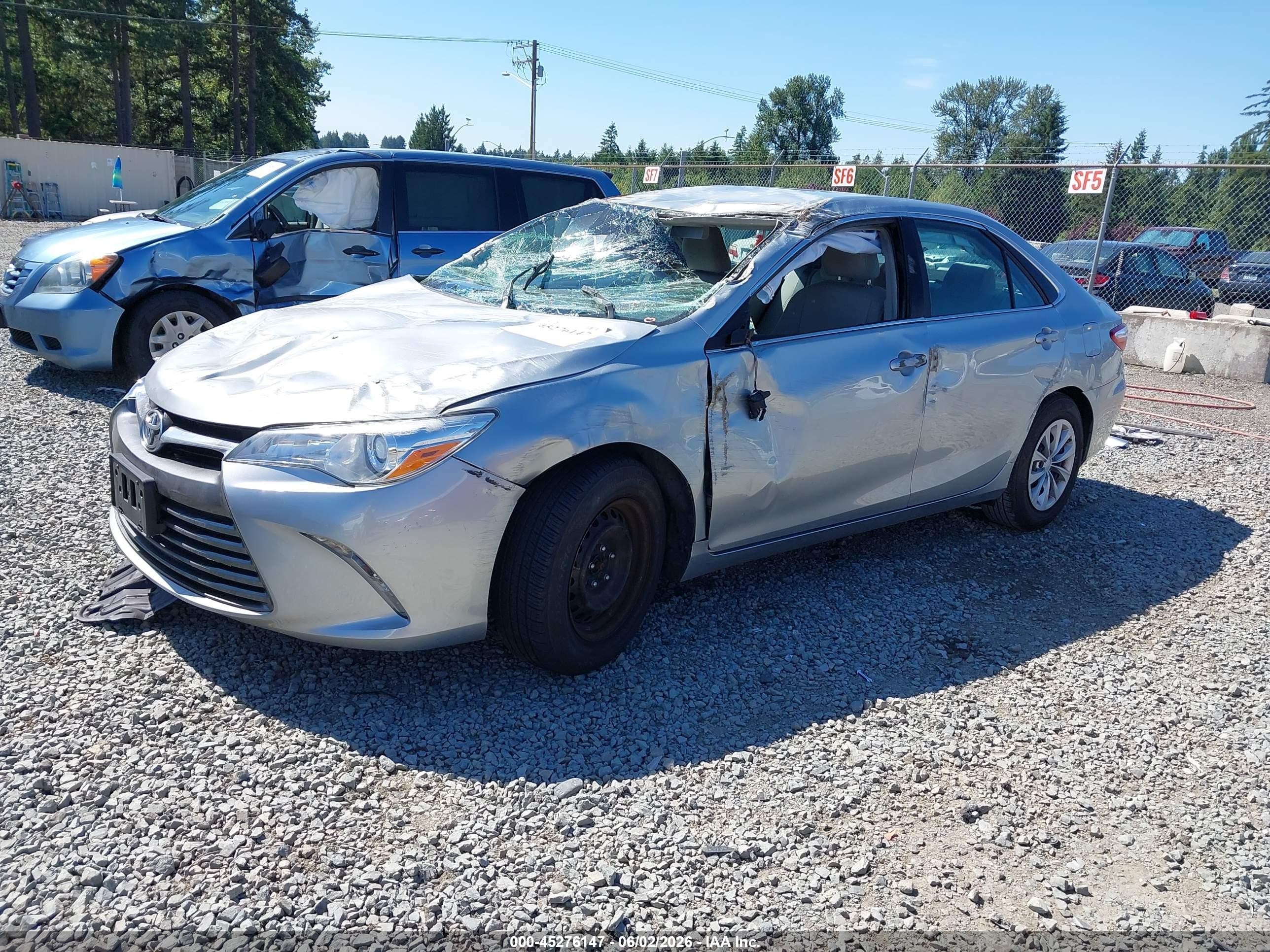2015 Toyota Camry Le Silver vin: 4T4BF1FK3FR473903