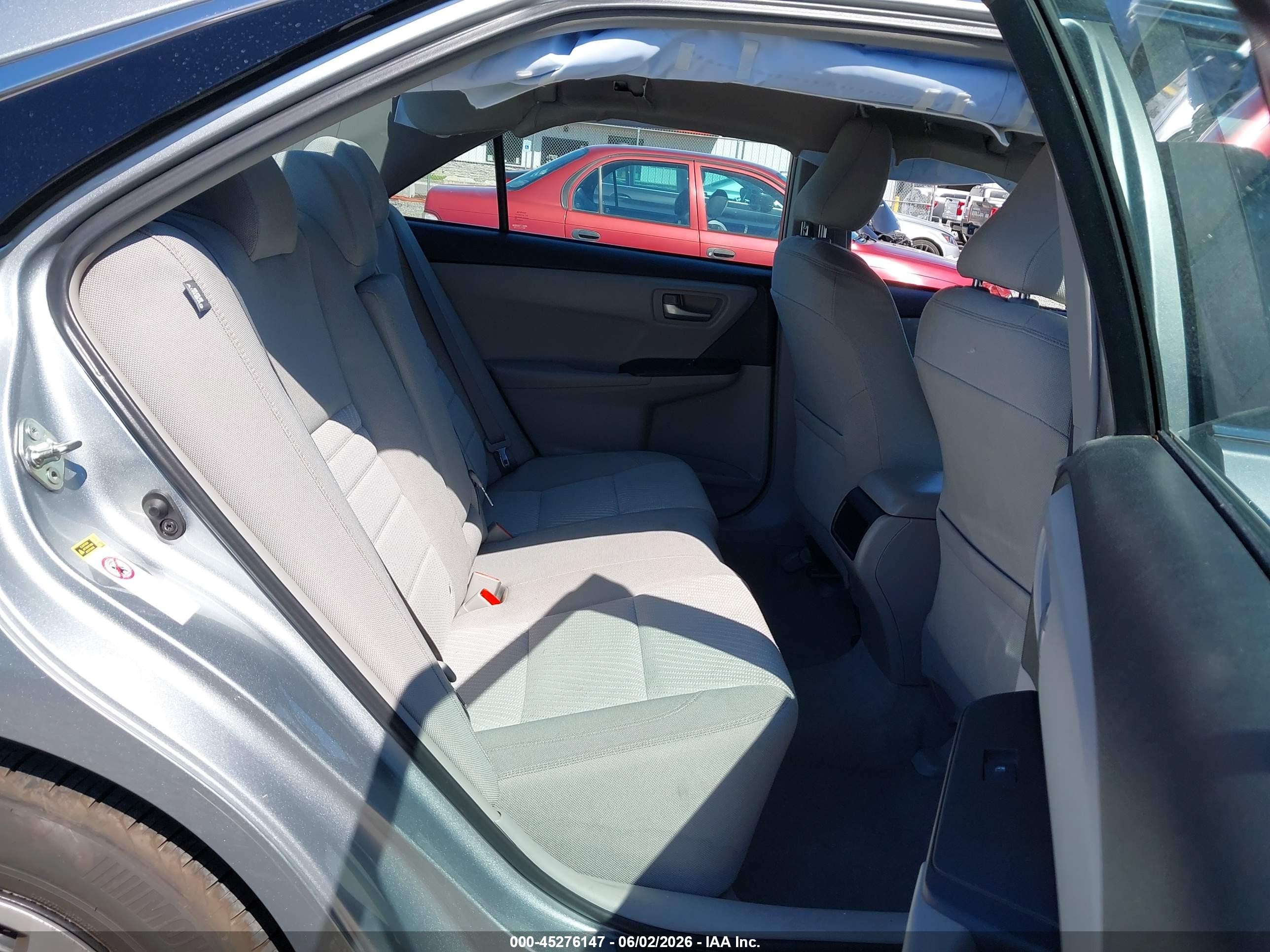 2015 Toyota Camry Le Silver vin: 4T4BF1FK3FR473903