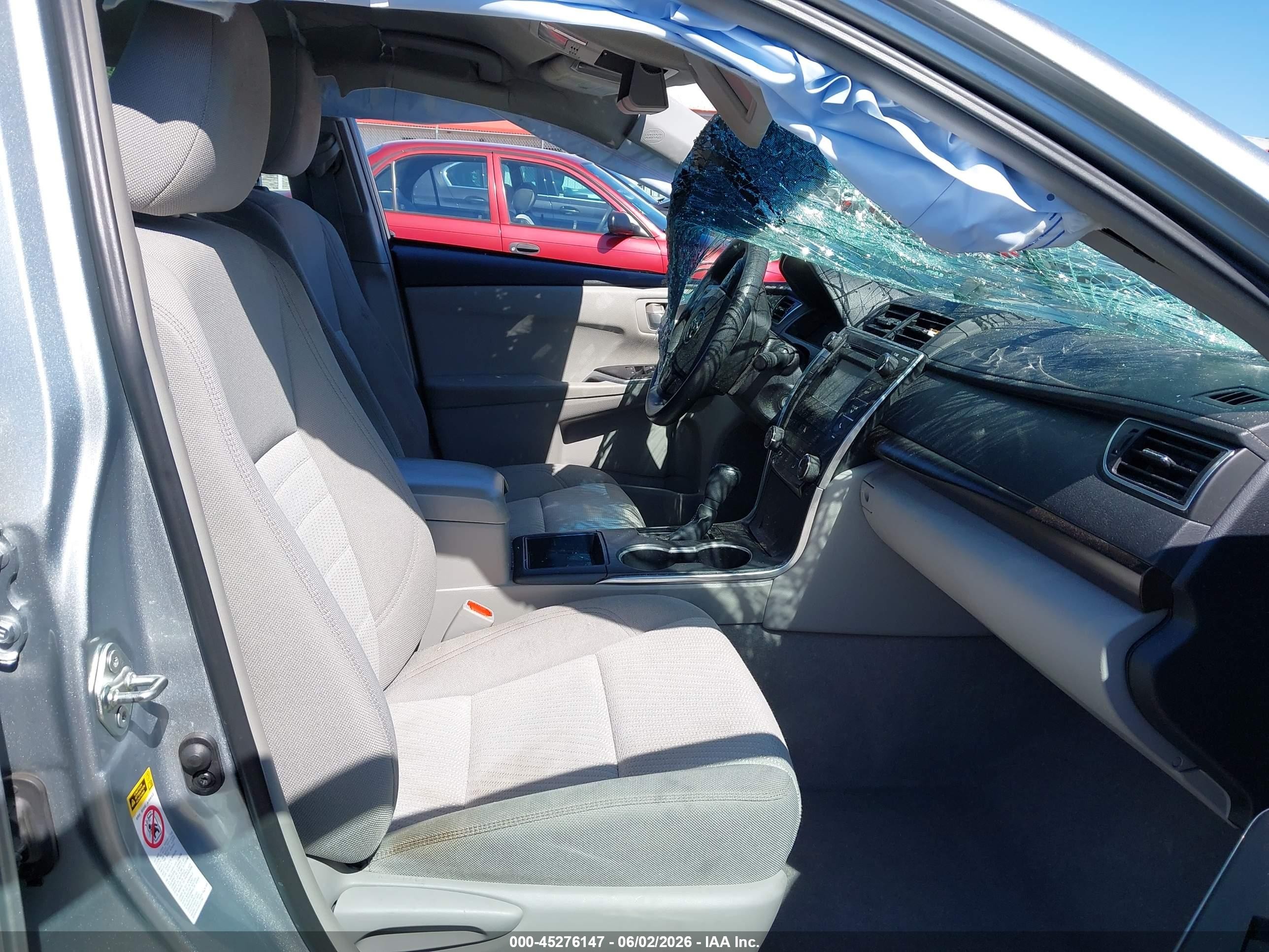 2015 Toyota Camry Le Silver vin: 4T4BF1FK3FR473903