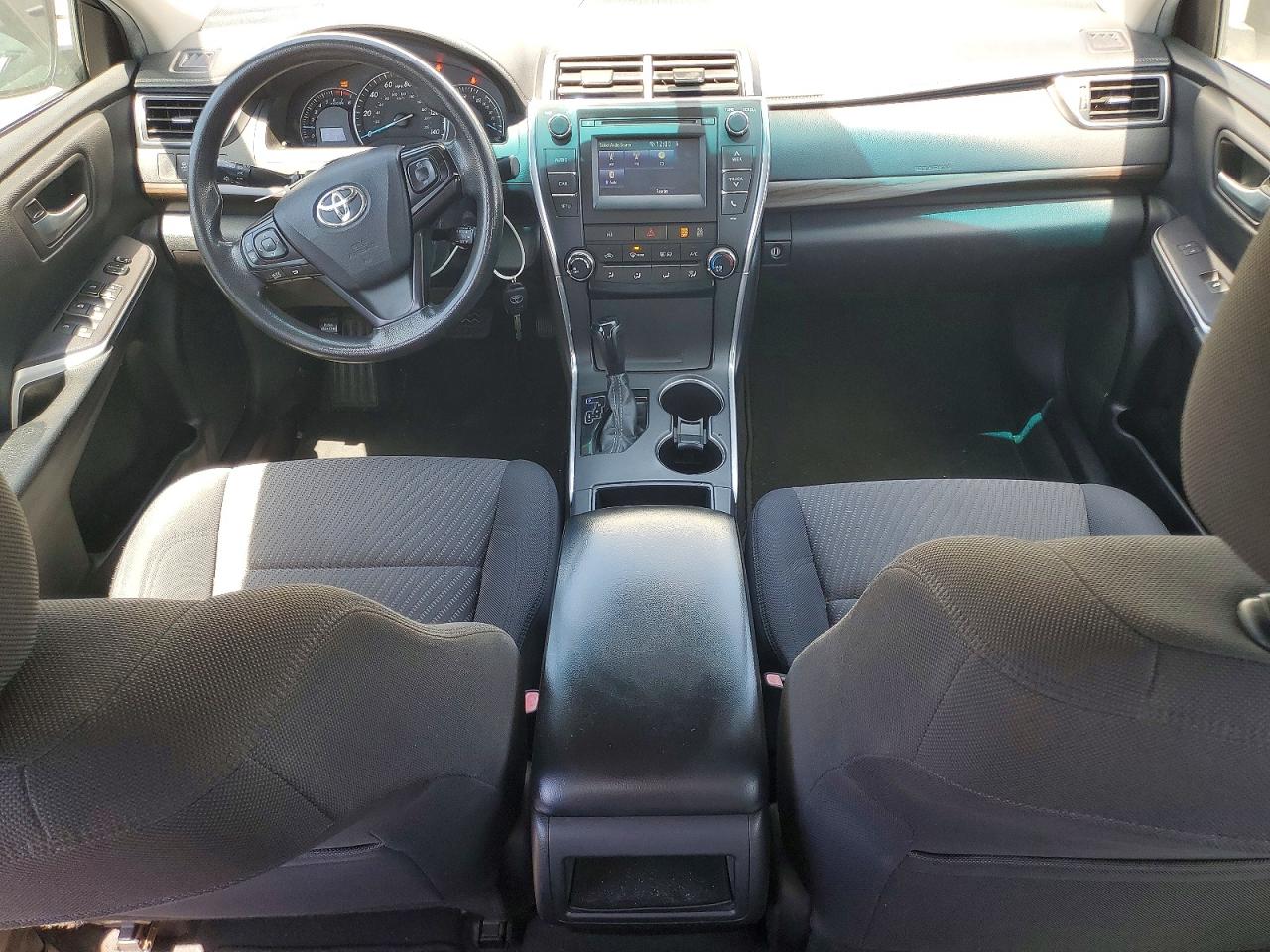 2015 Toyota Camry Le White vin: 4T4BF1FK3FR486781