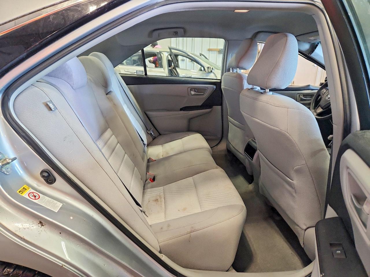 2015 Toyota Camry Le Silver vin: 4T4BF1FK3FR491446