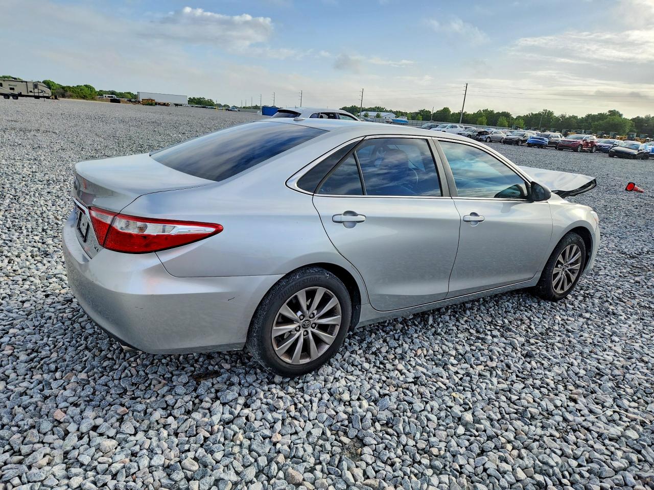 2015 Toyota Camry Xle Серый vin: 4T4BF1FK3FR497151