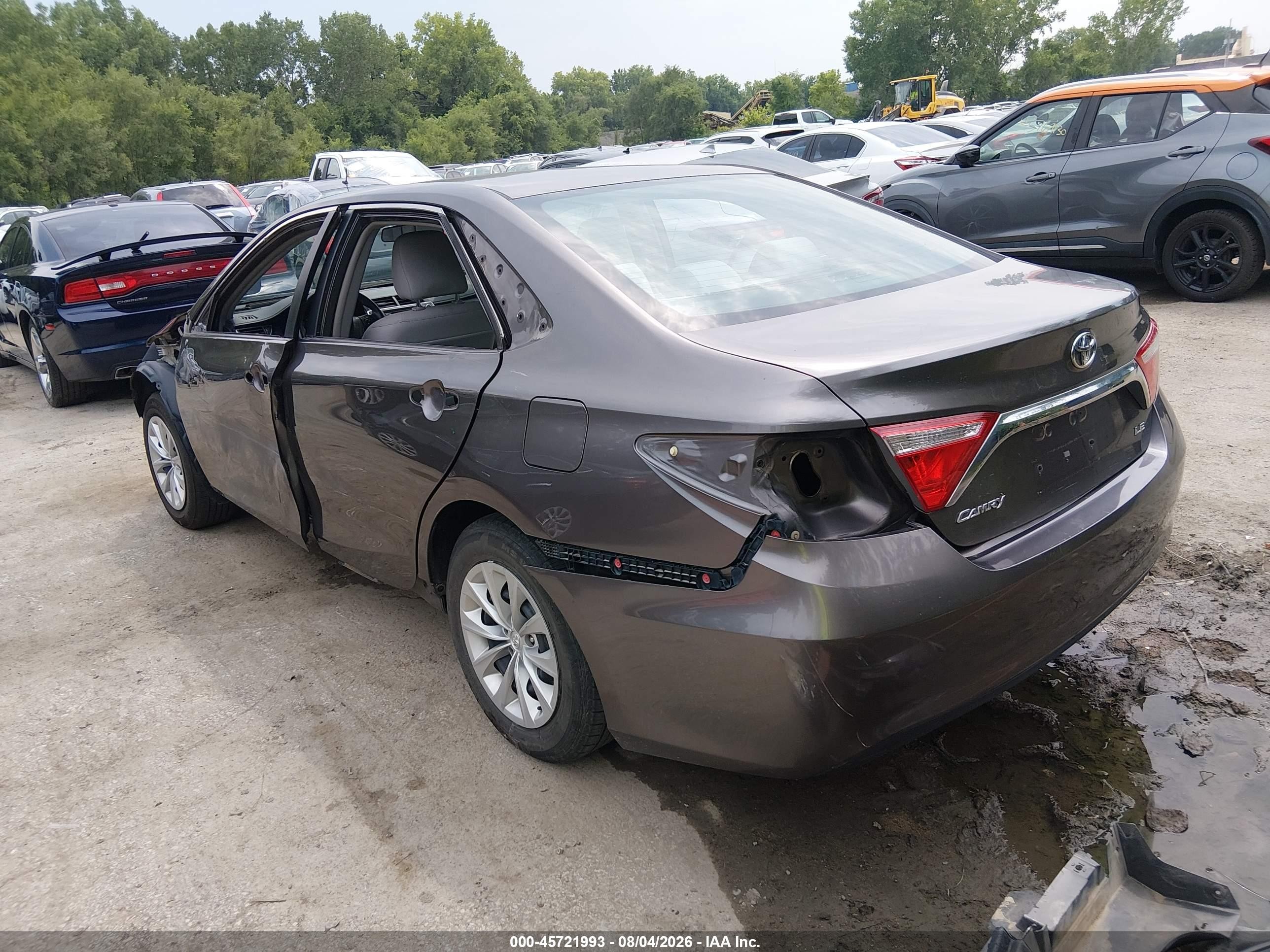 2015 Toyota Camry Le Gray vin: 4T4BF1FK3FR497361