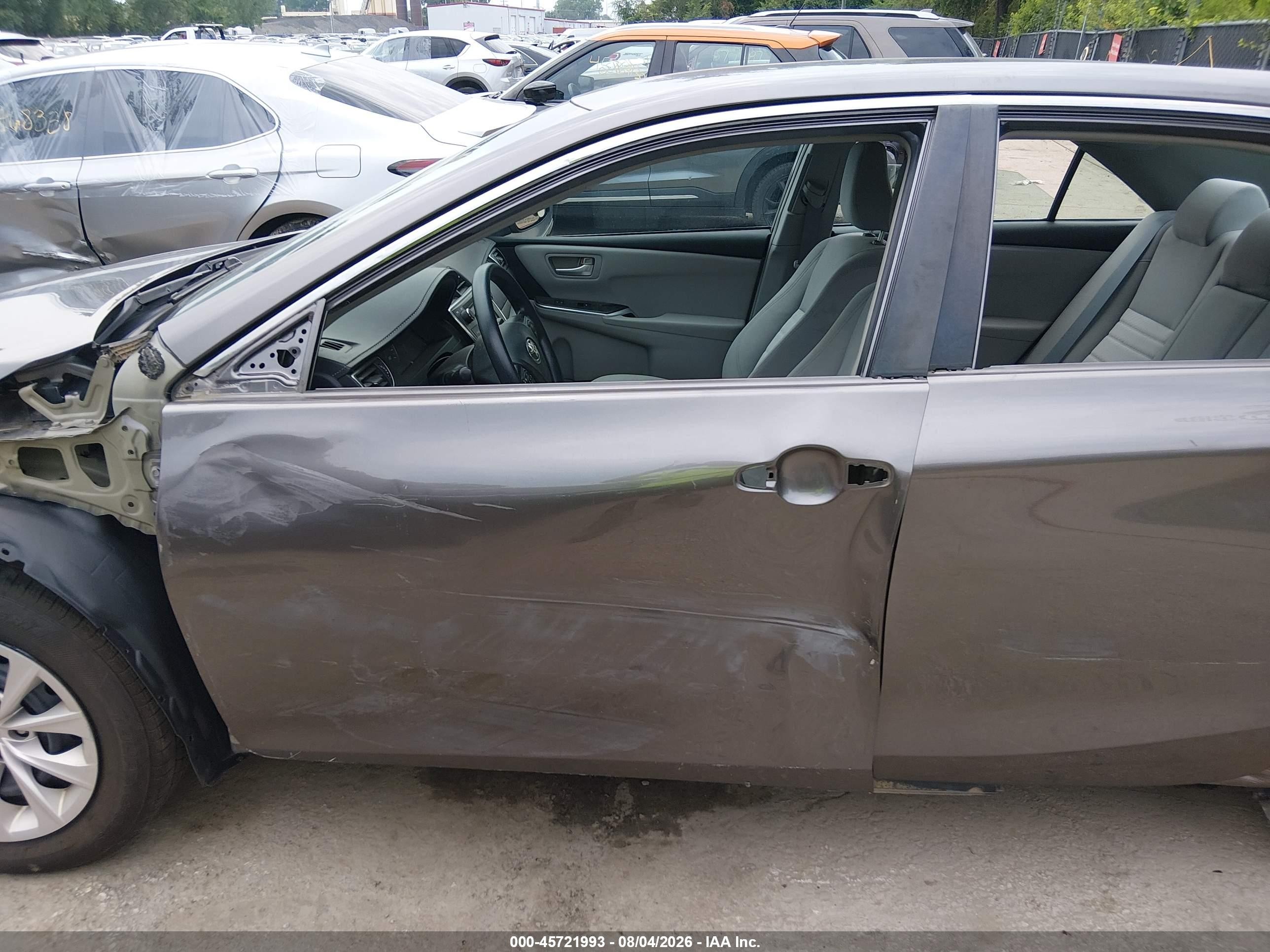 2015 Toyota Camry Le Gray vin: 4T4BF1FK3FR497361
