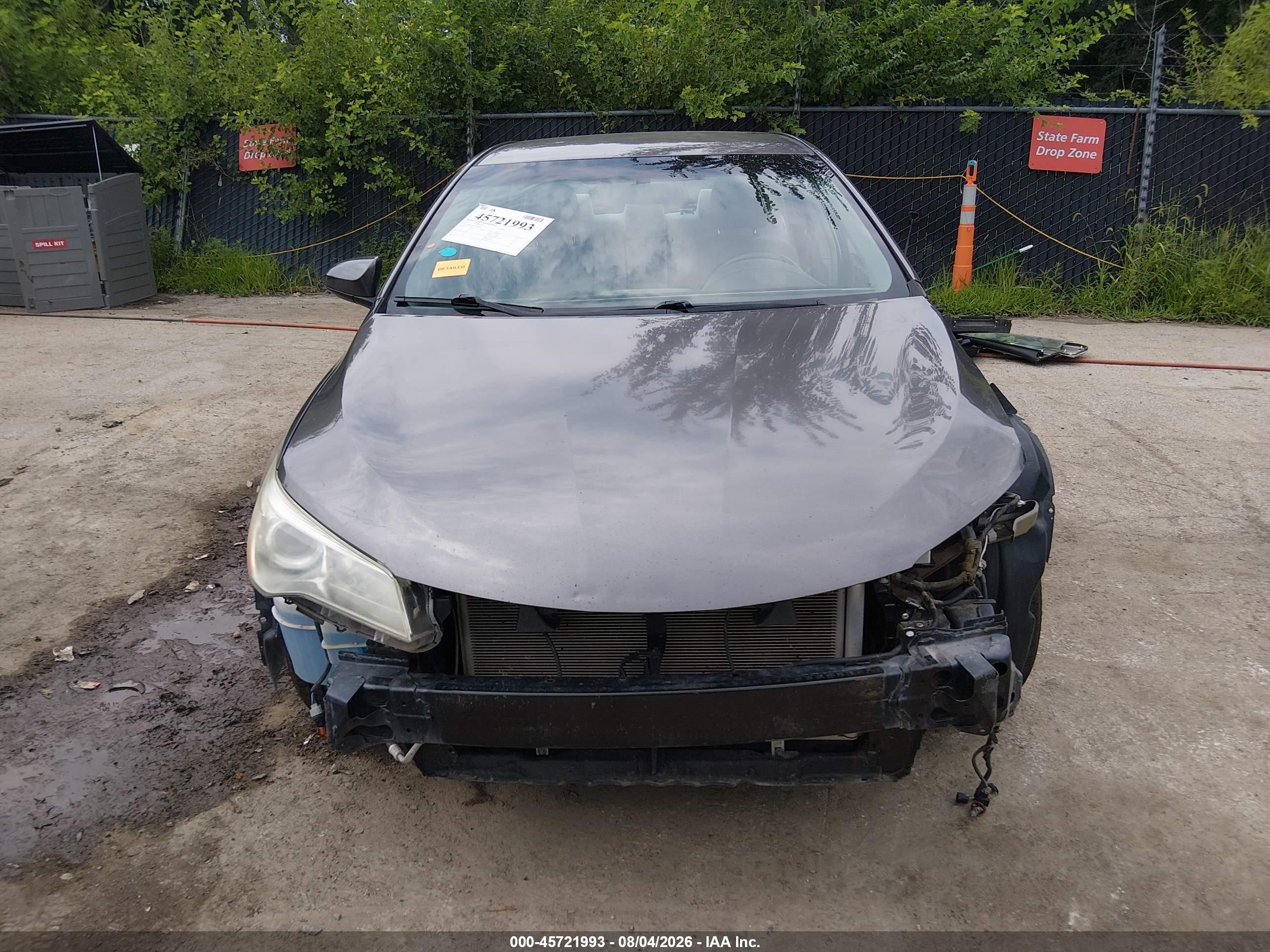 2015 Toyota Camry Le Gray vin: 4T4BF1FK3FR497361
