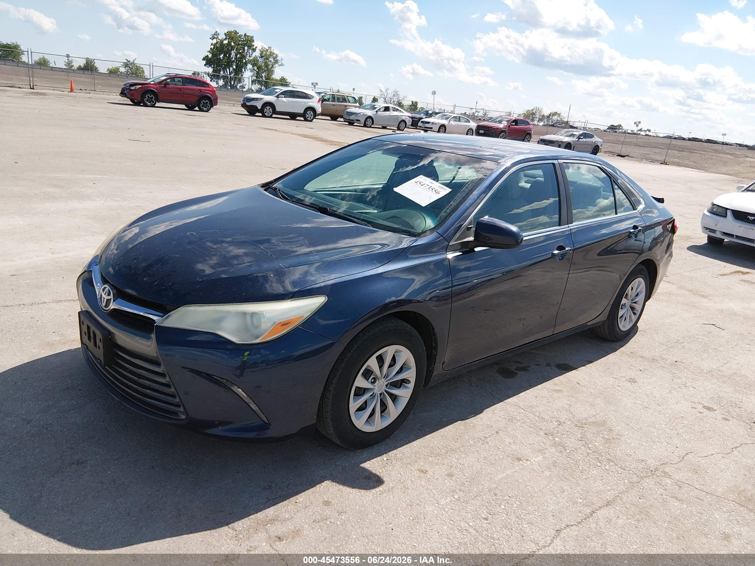 2015 Toyota Camry Le Blue vin: 4T4BF1FK3FR514868