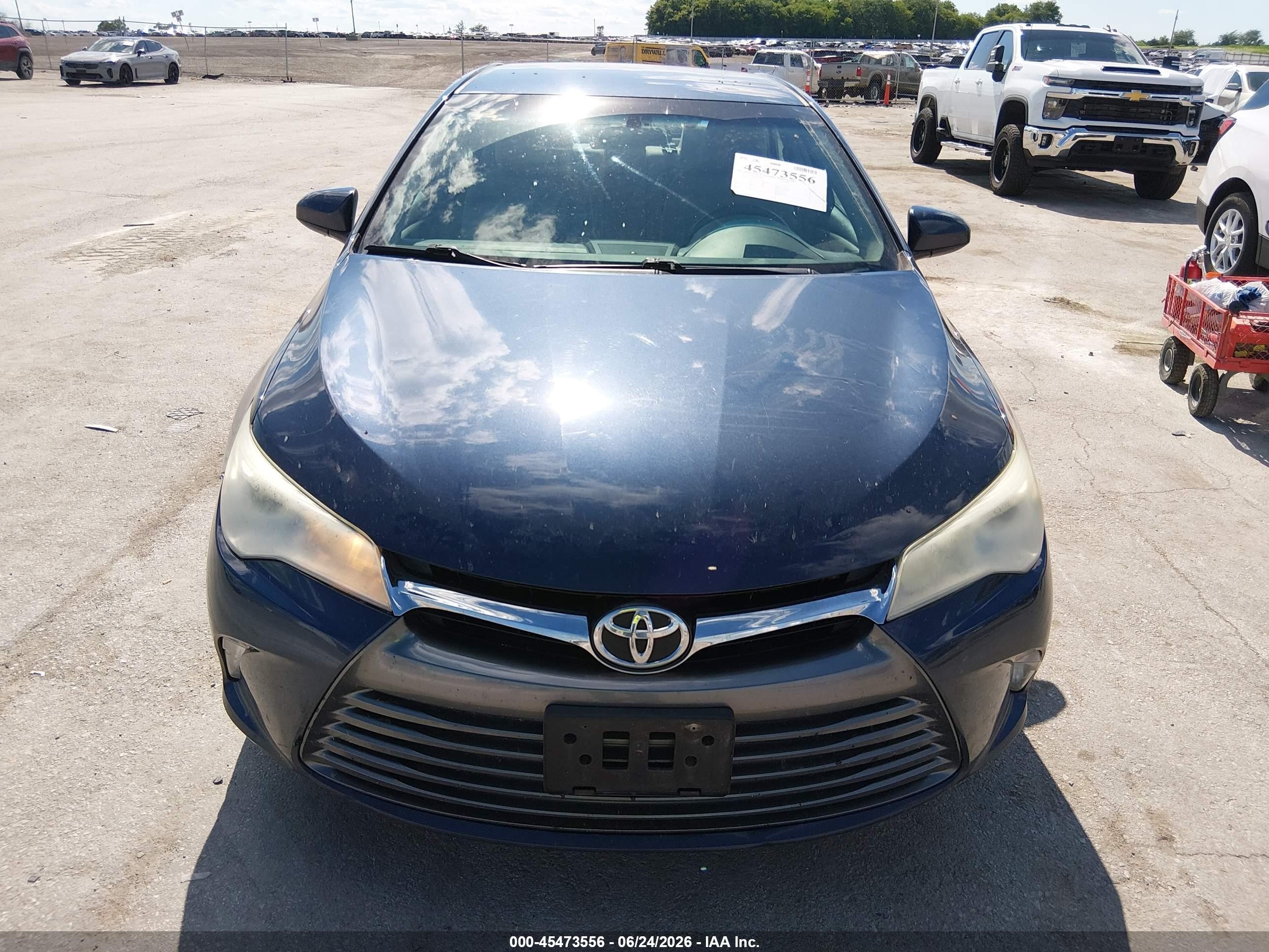 2015 Toyota Camry Le Blue vin: 4T4BF1FK3FR514868