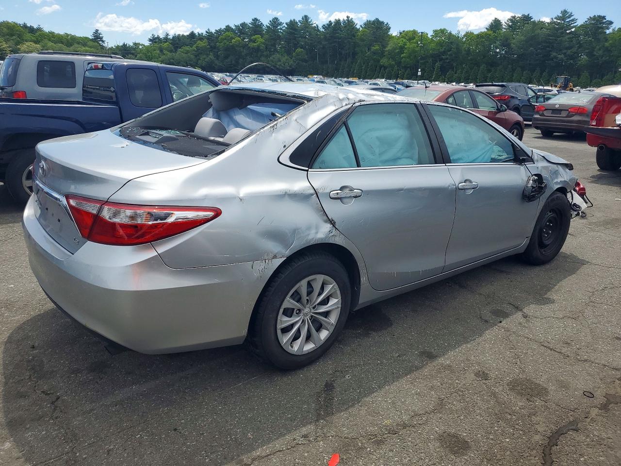 2015 Toyota Camry Le Silver vin: 4T4BF1FK3FR515549