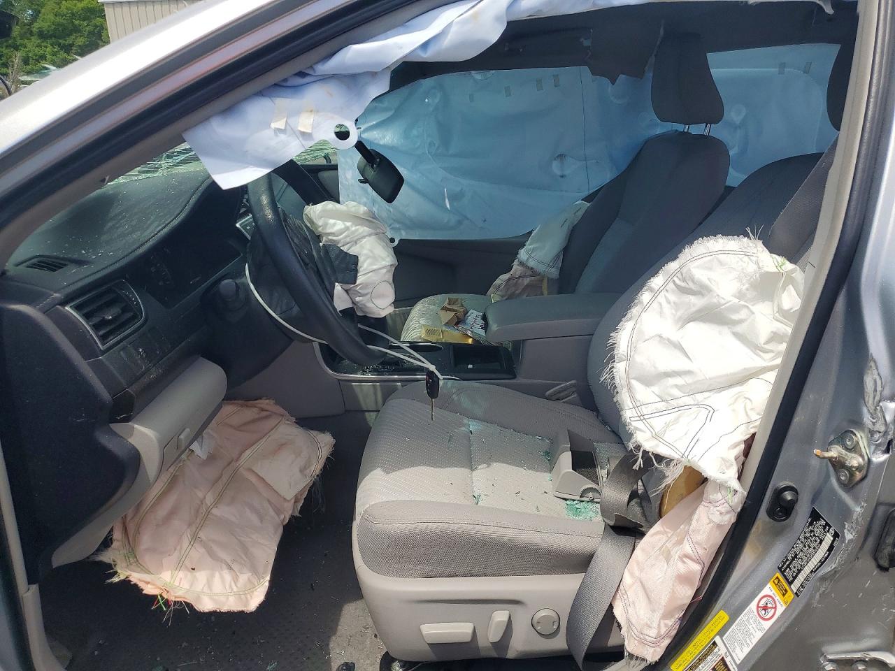 2015 Toyota Camry Le Silver vin: 4T4BF1FK3FR515549